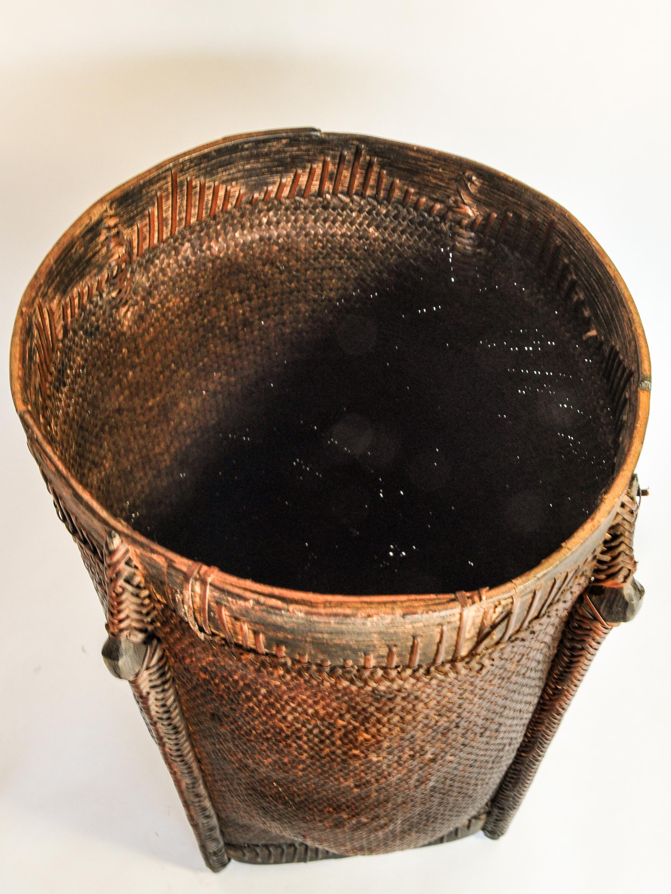 Tribal Carrying and Storage Basket from Borneo, Mid-20th Century 9