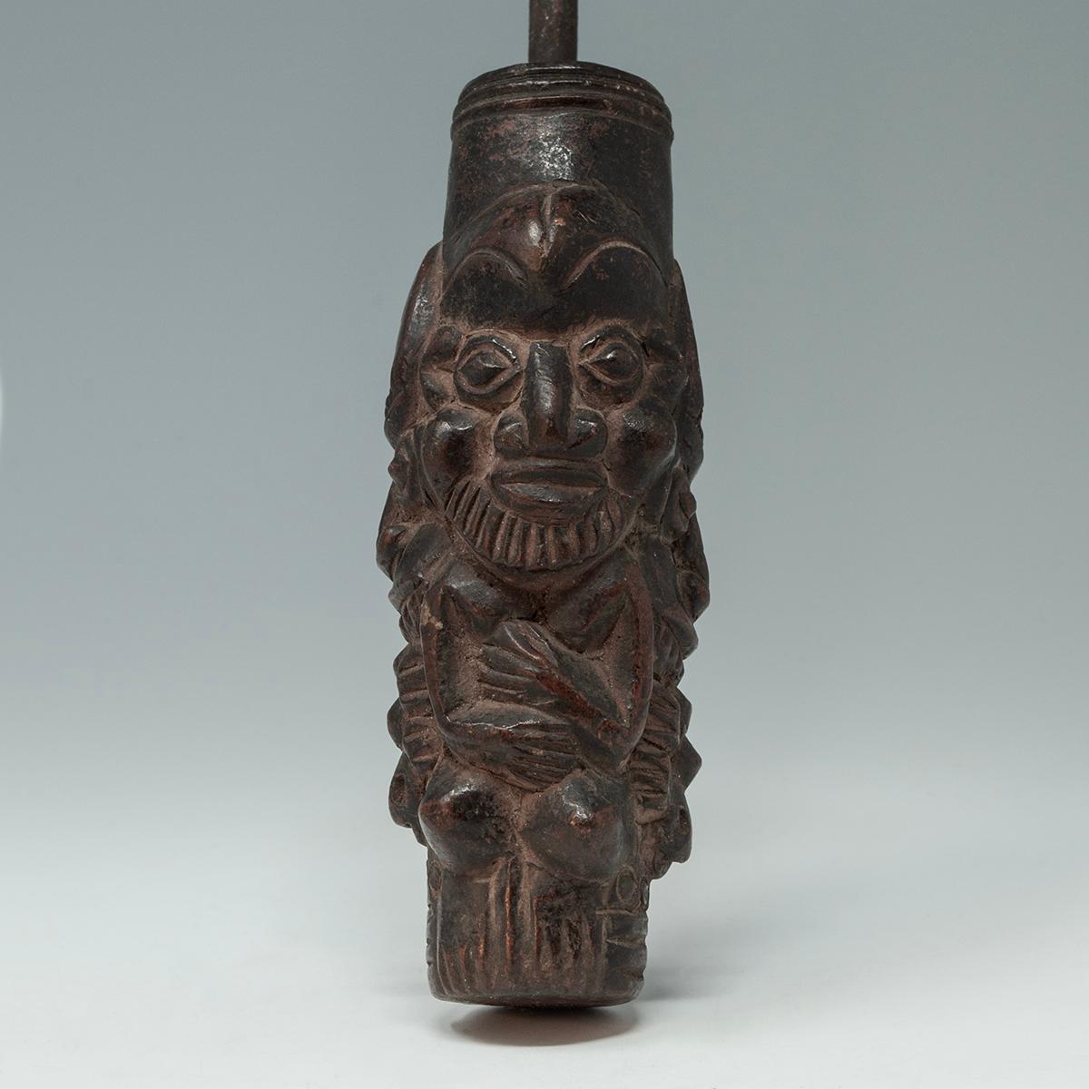 Hand-Crafted Tribal Early 20th Century Ceremonial Pipe, Bamoun People, Cameroon For Sale