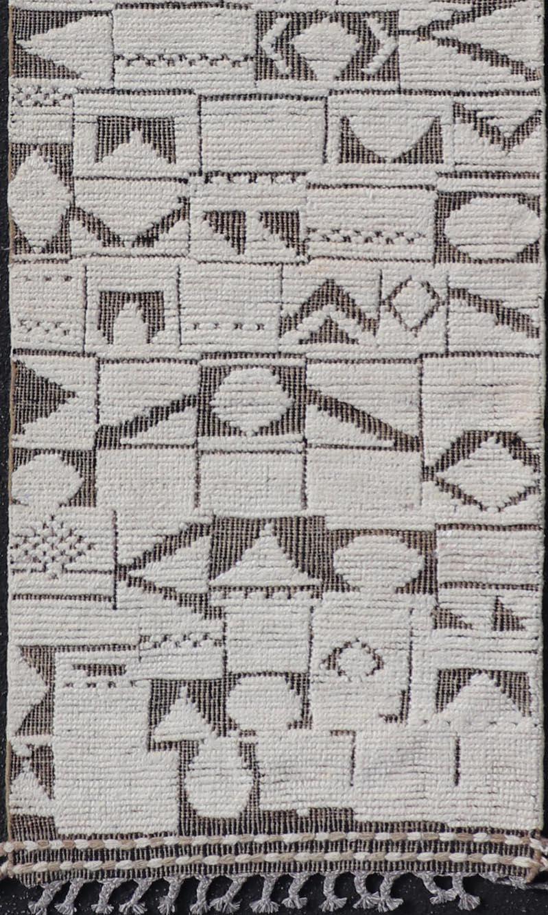 Lana Runner Tribale Geometrico Moderno Afghanistan in Marrone e Crema 2'5 x 10'5 in vendita