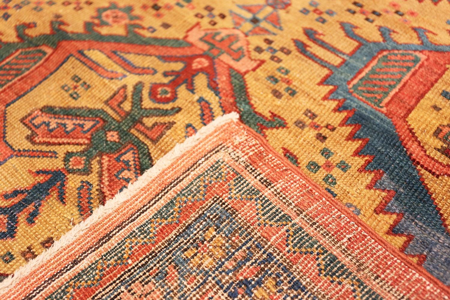 Antique Persian Bakshaish Rug. Size: 8' 6