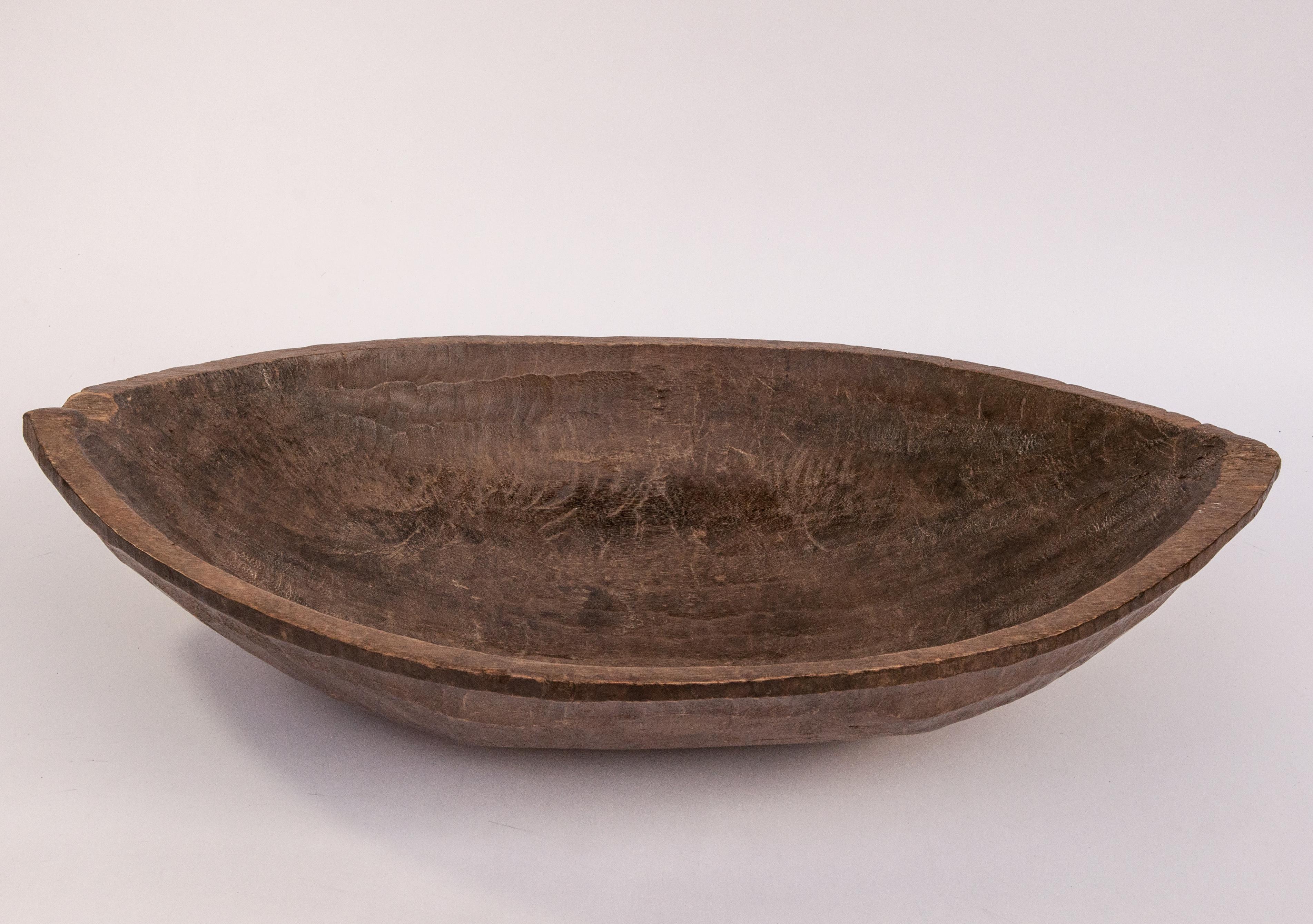 Tribal Hand Hewn Wooden Tray, Bowl, Mentawai Islands, Early to Mid-20th Century 7