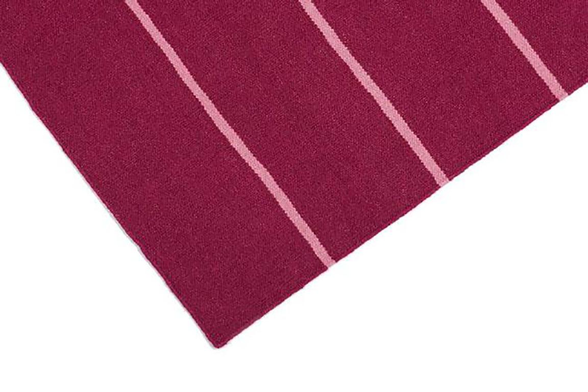 Modern Tribal Inspired Flat-Woven Dhurrie Red Maroon Pink Graphic Rug 5'x8'
