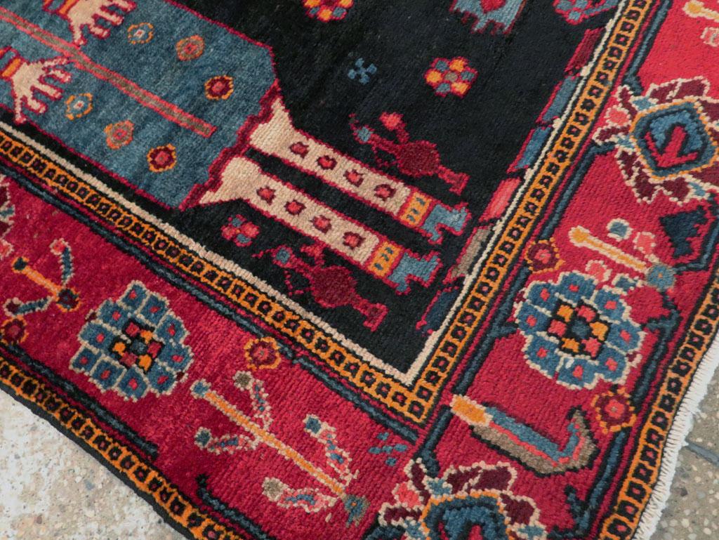 Tribal Late 20th Century Handmade Persian Pictorial Bakhtiari Accent Rug For Sale 3