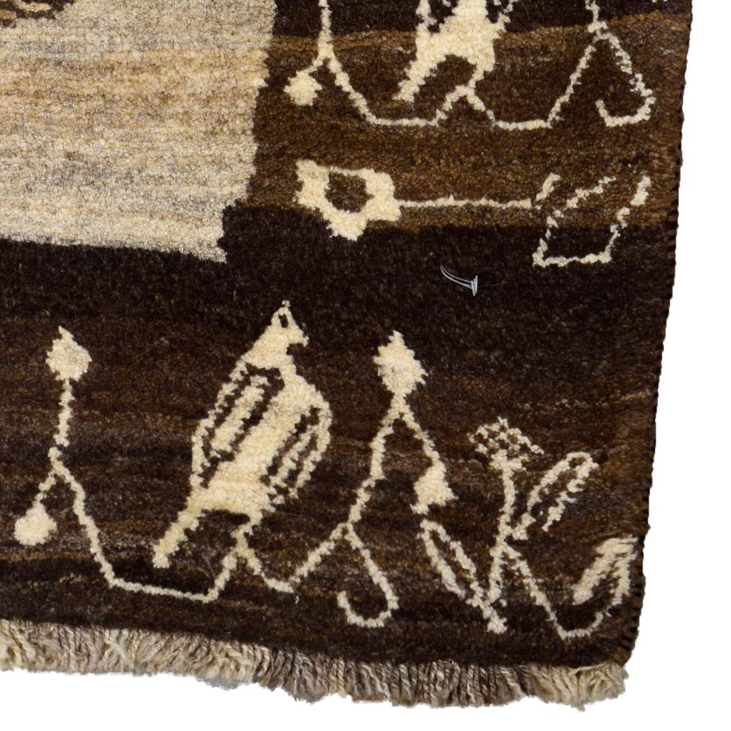 Vintage 1940s Persian Qashqai Leopard Rug, Cream and Brown, 6x8 In Excellent Condition In New York, NY