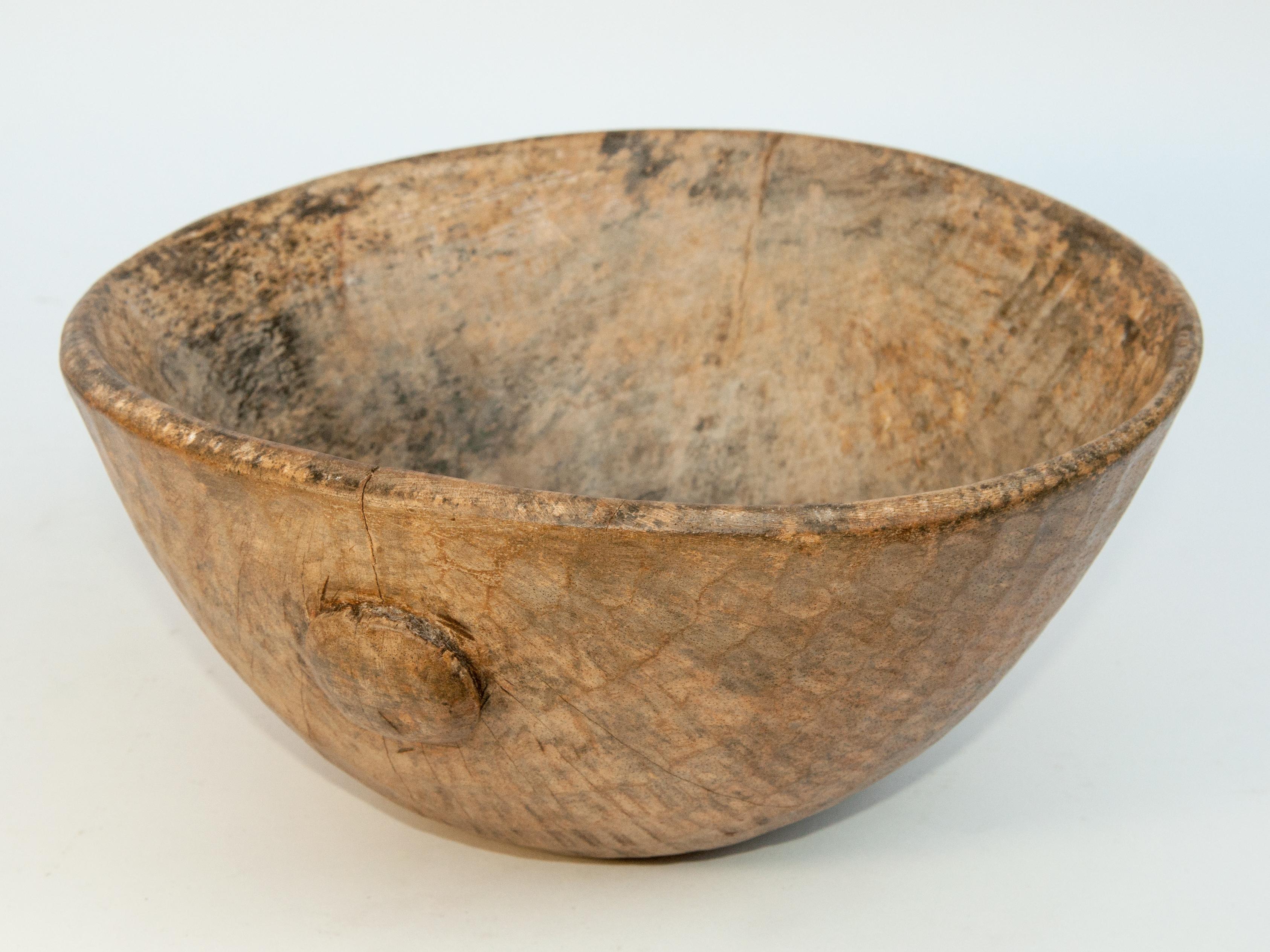 Tribal Light Colored, Spalted Wooden Bowl, Fulani of Niger, Mid-20th Century 3