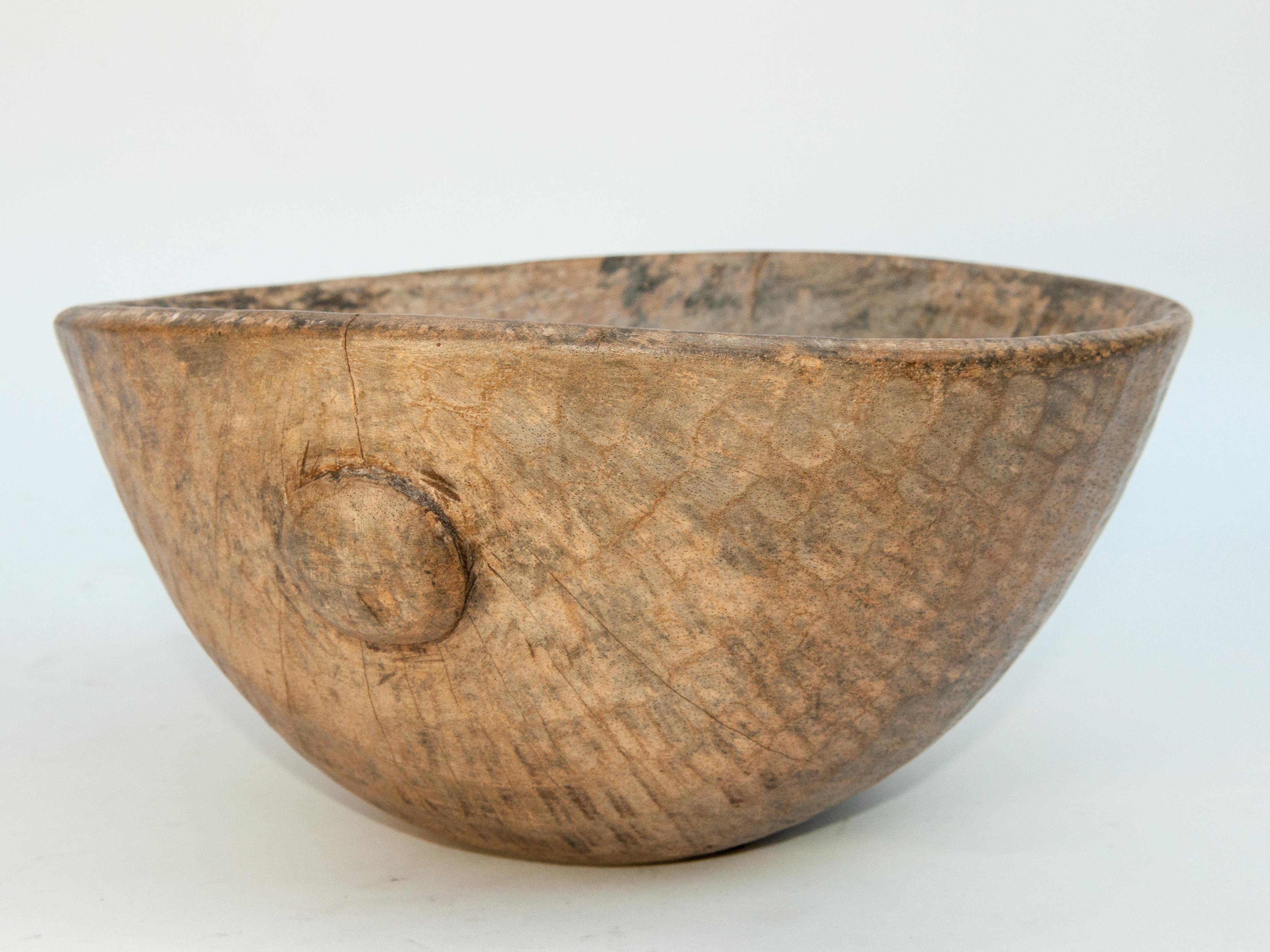 Tribal Light Colored, Spalted Wooden Bowl, Fulani of Niger, Mid-20th Century 4