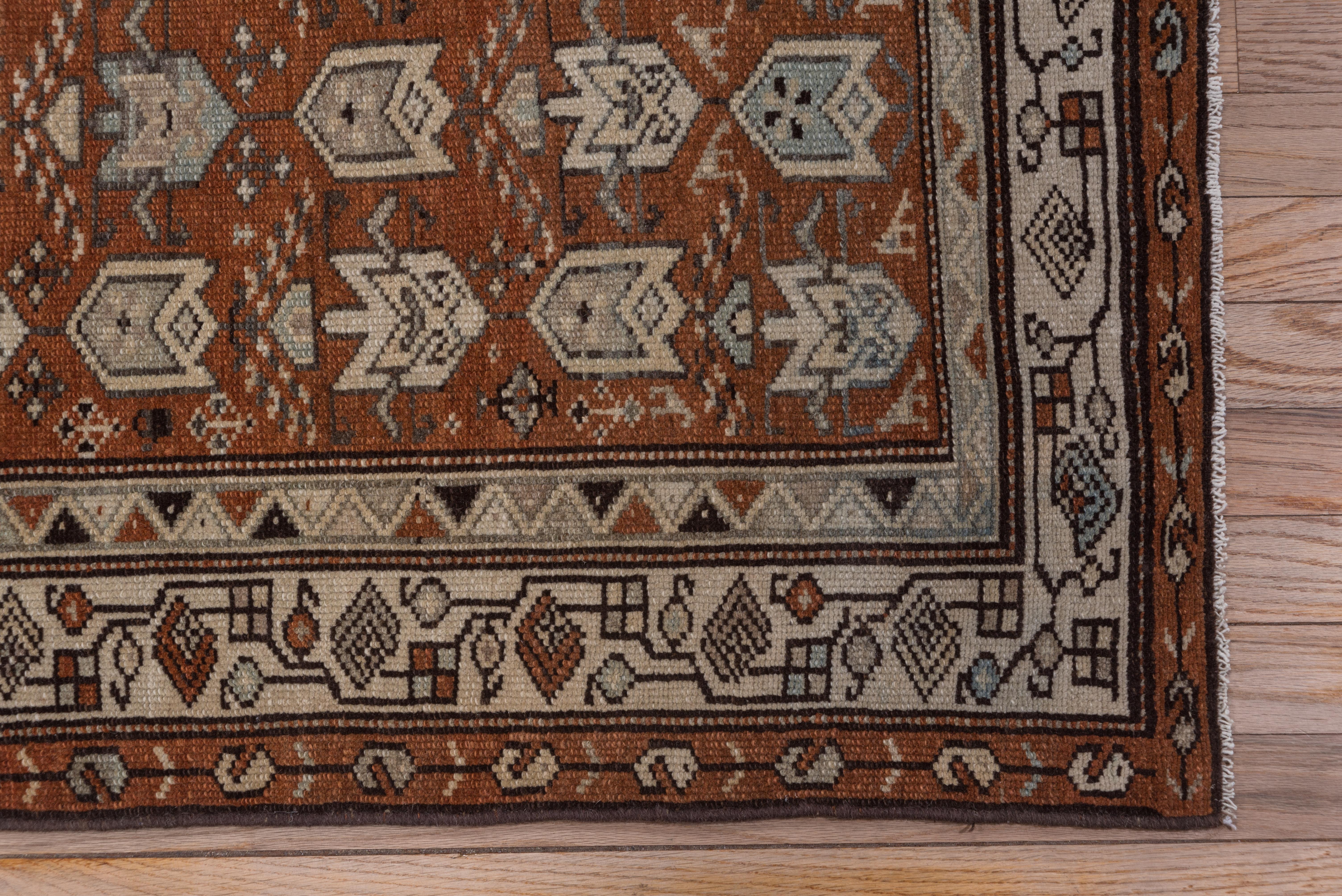 Tribal Malayer Rug, circa 1910s In Good Condition For Sale In New York, NY
