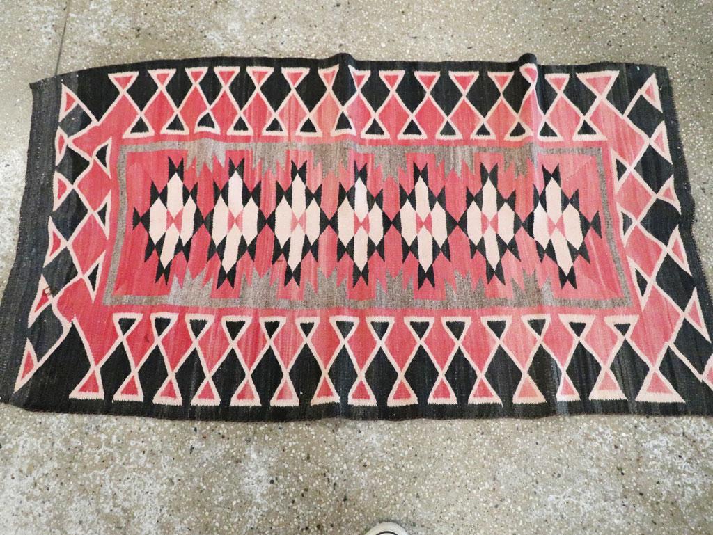 Tribal Mid-20th Century Handmade American Navajo Flatwoven Throw Rug For Sale 1