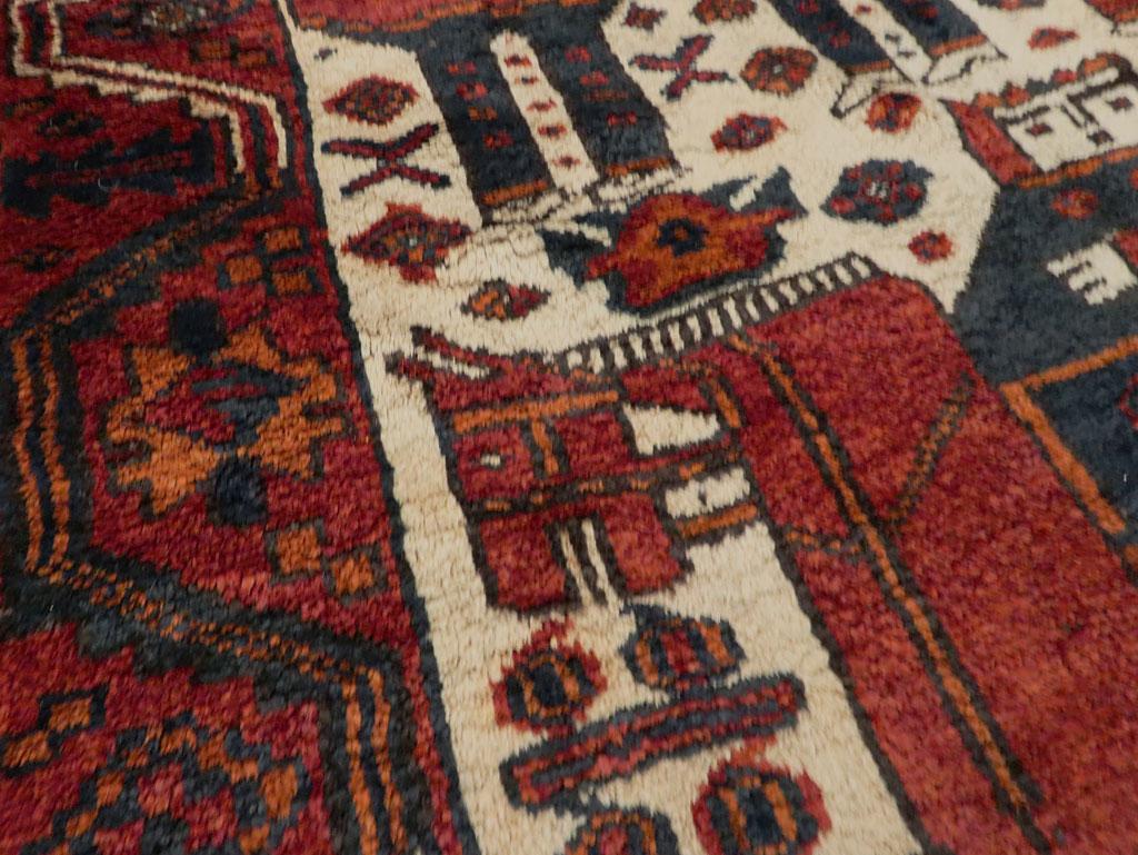 Tribal Mid-20th Century Handmade Persian Bakhtiari Pictorial Accent Rug In Excellent Condition For Sale In New York, NY