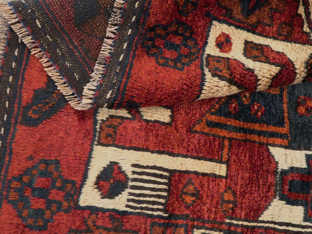 Tribal Mid-20th Century Handmade Persian Bakhtiari Pictorial Accent Rug For Sale 4