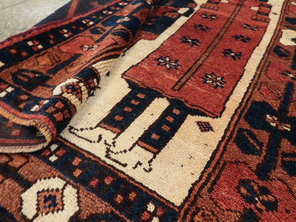 Tribal Mid-20th Century Handmade Persian Bakhtiari Pictorial Gallery Rug For Sale 5