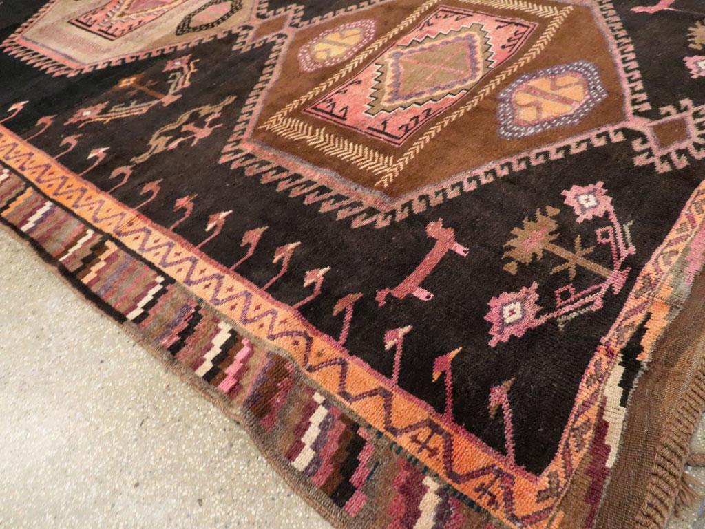 Tribal Mid-20th Century Handmade Turkish Anatolian Room Size Carpet For Sale 2