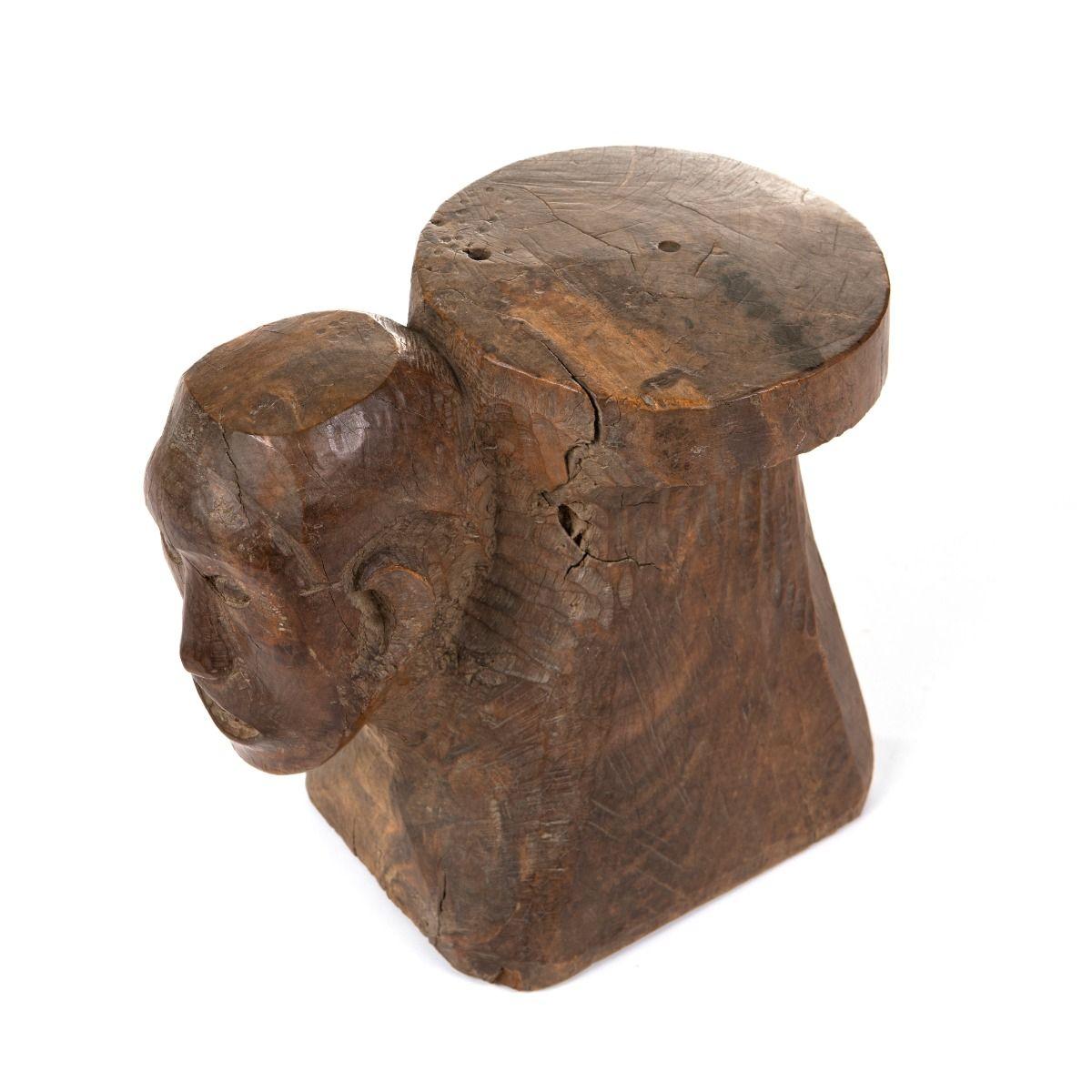 Taburete Tribal de Madera de Molave con Cabeza Masculina Tallada Tallado a mano en venta