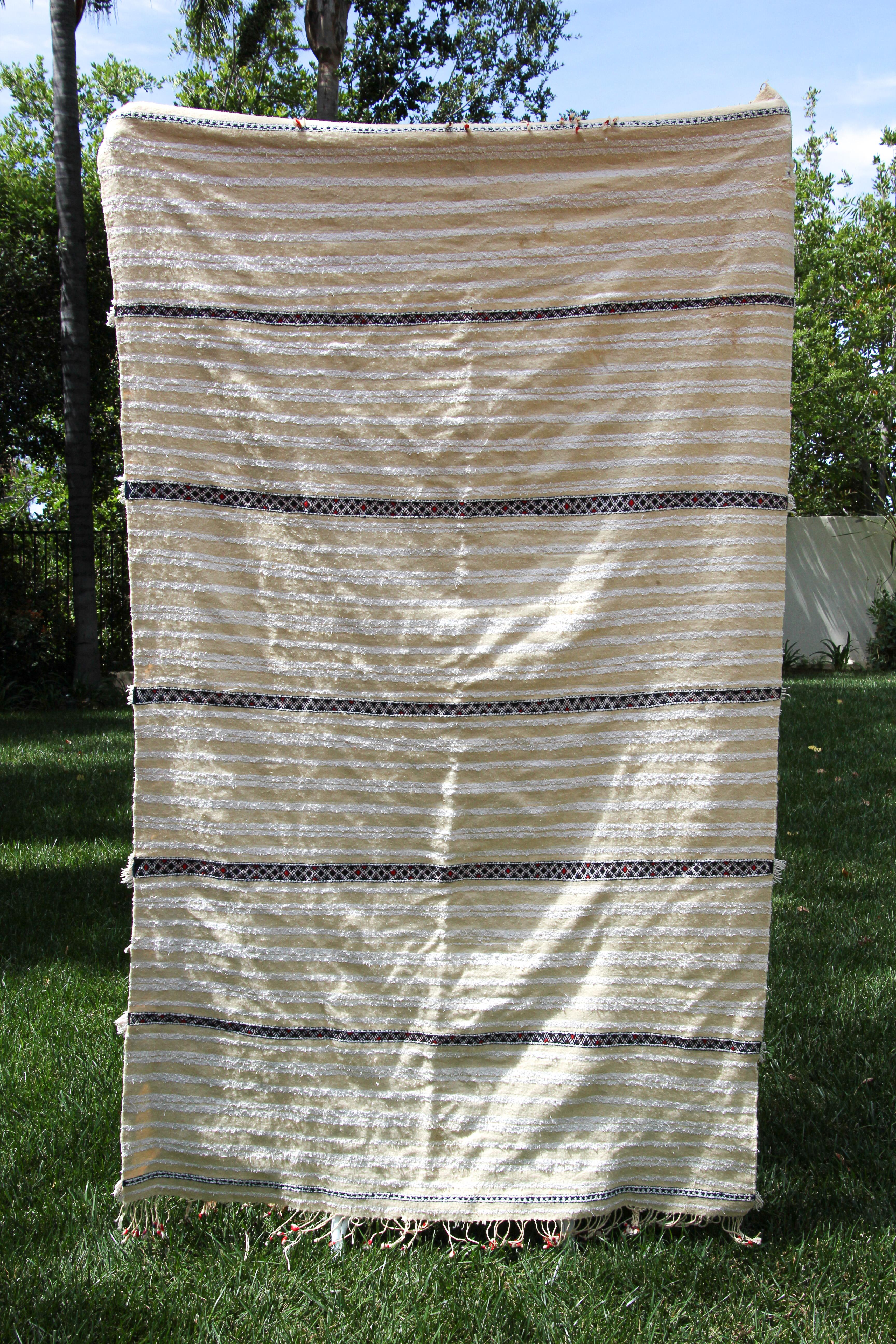 Vintage Moroccan Handcrafted Wedding Blanket Throw with Sequins  For Sale 5