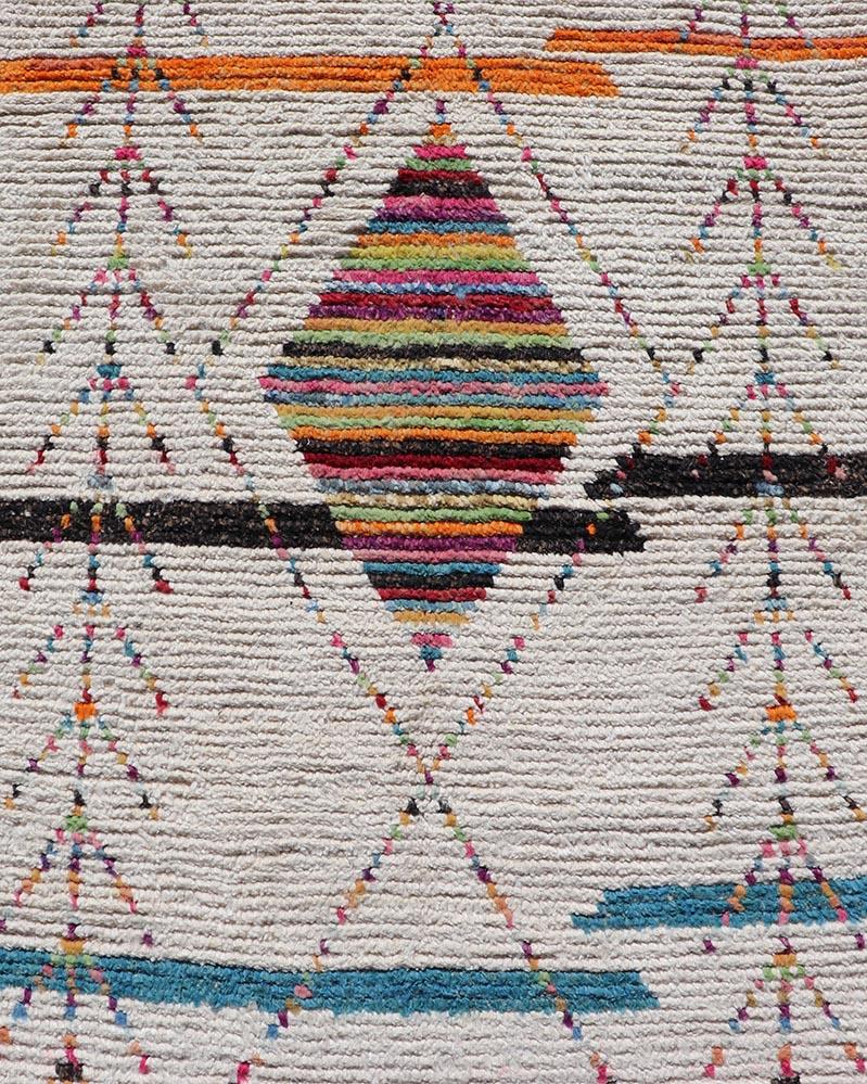 Contemporary Tribal Moroccan Runner in Wool with Geometric Diamond Design On A Ivory Field For Sale
