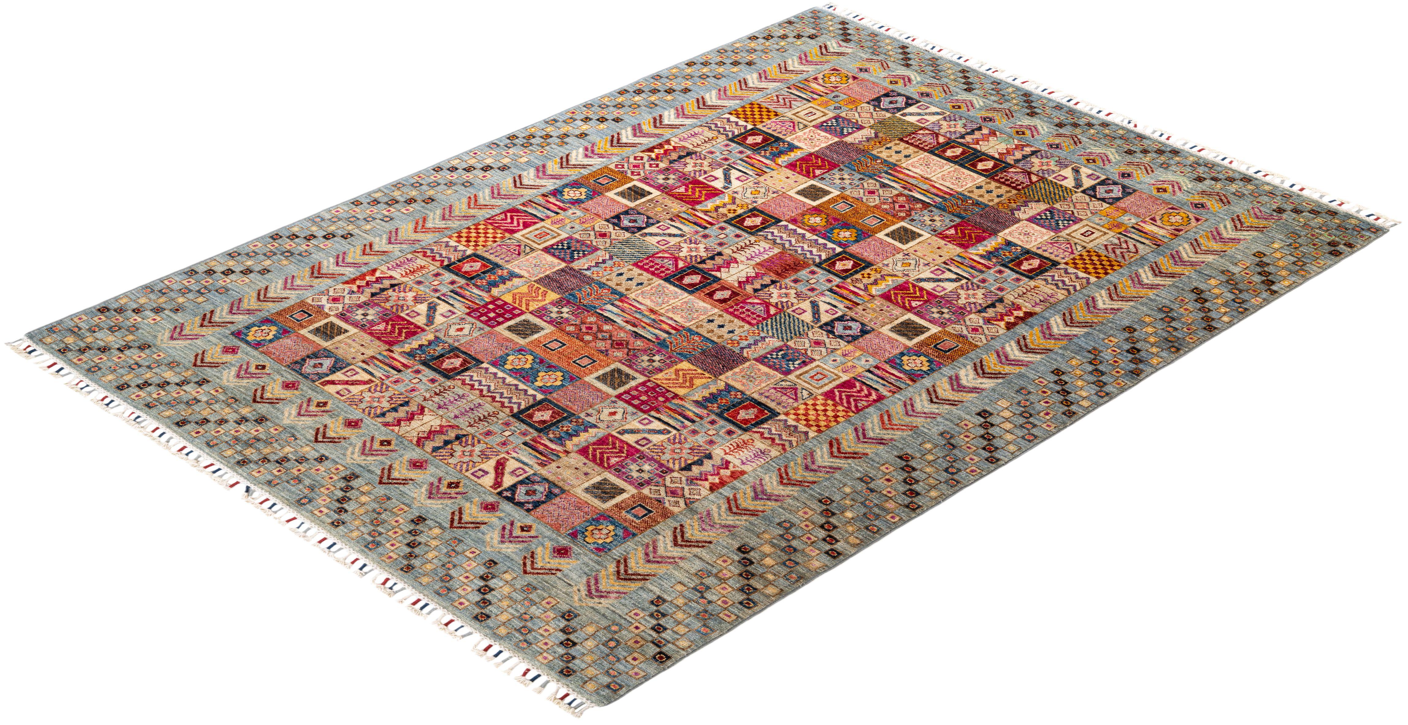 Handgeknüpfter Stammes-Teppich, ein Unikat  Grau - 5' 8