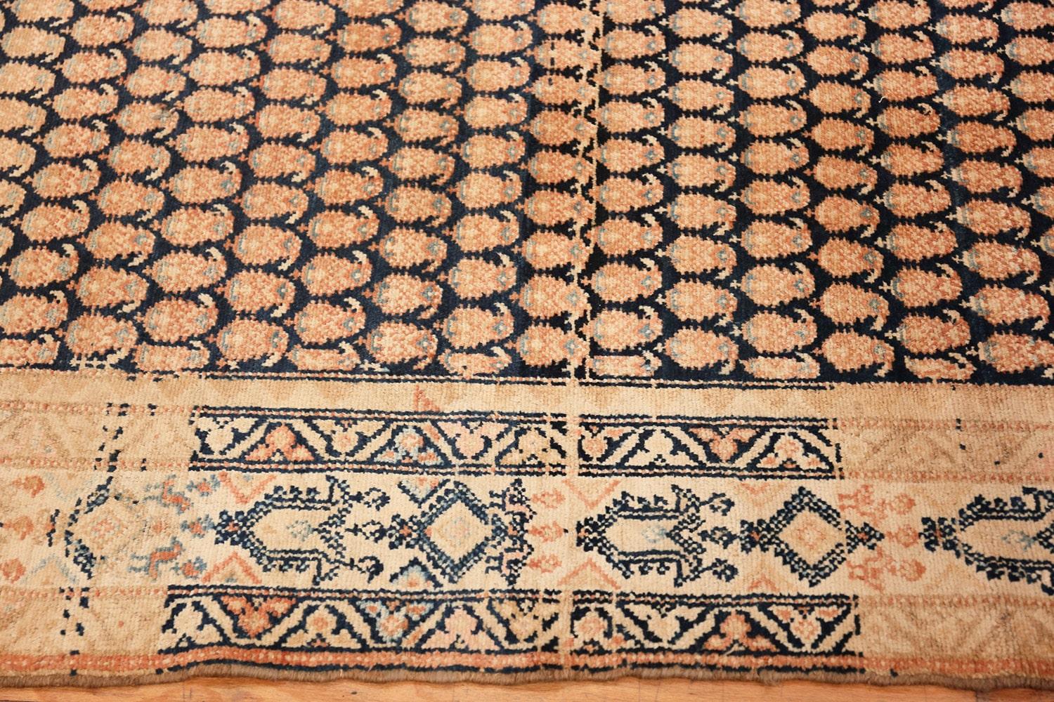 Hand-Knotted Persian Malayer Runner Rug. Size: 3 ft 7 in x 16 ft 6 in For Sale