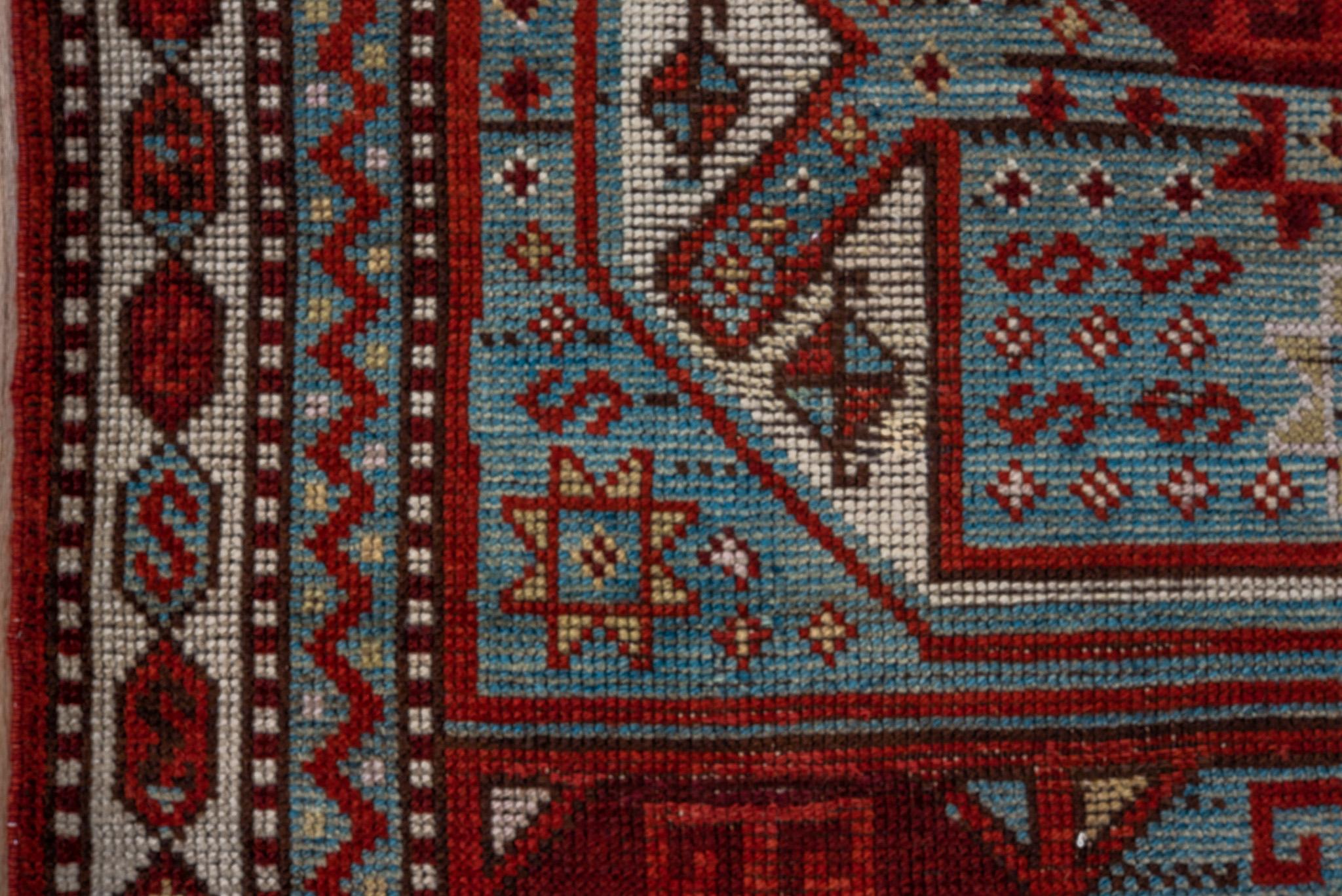 Runner Anatolian con motivo tribale in rosso sangue di pesce In condizioni ottime in vendita a New York, NY