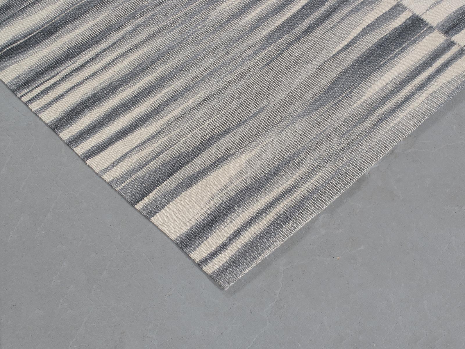 Persischer Mazandaran-Stammes-Teppich mit Flachgewebe im Zustand „Neu“ im Angebot in New York, NY