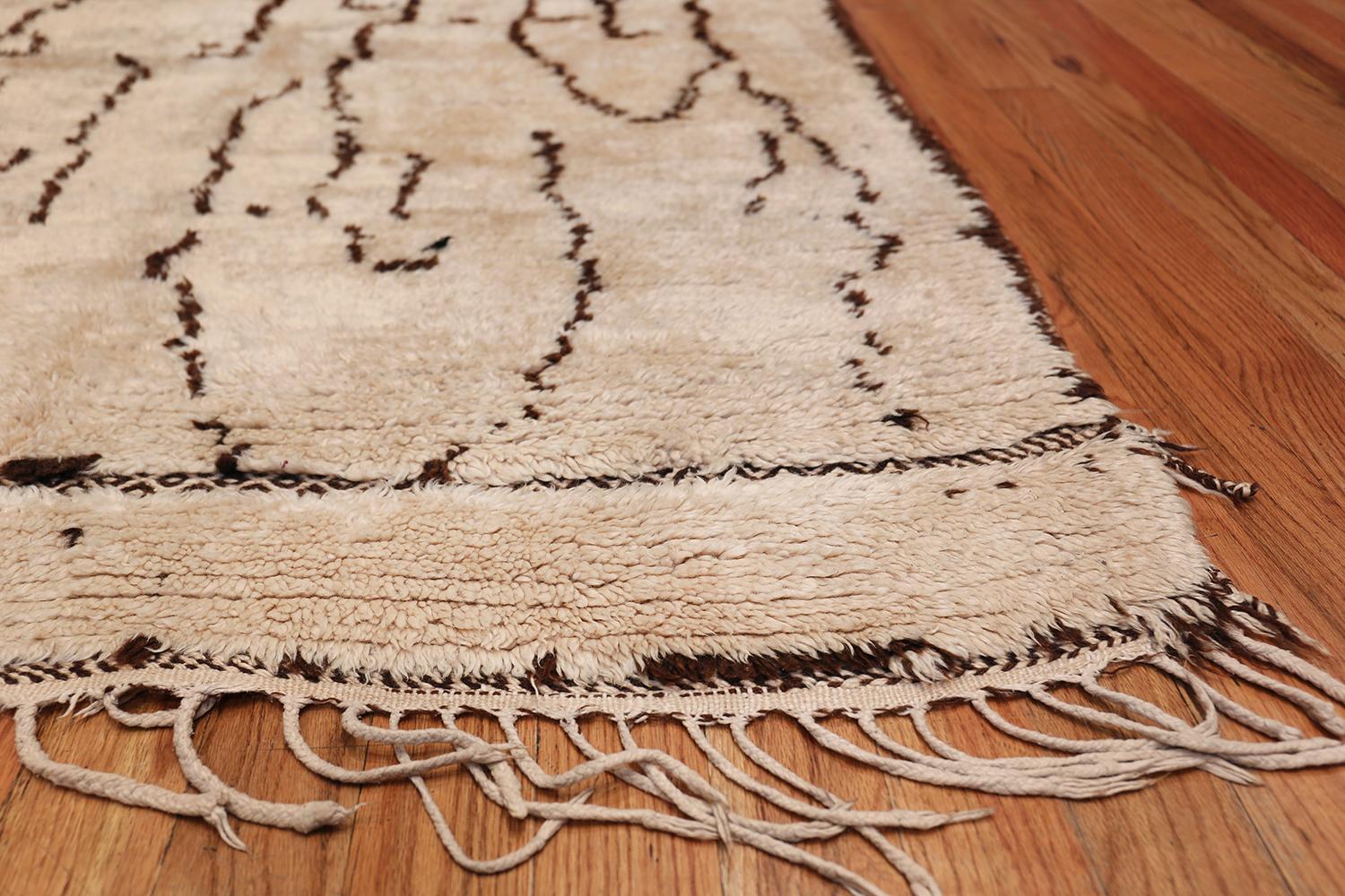 Brown and Cream Vintage Shag Moroccan Beni Ourain Rug. Size: 5 ft x 10 ft 9 in In Excellent Condition In New York, NY