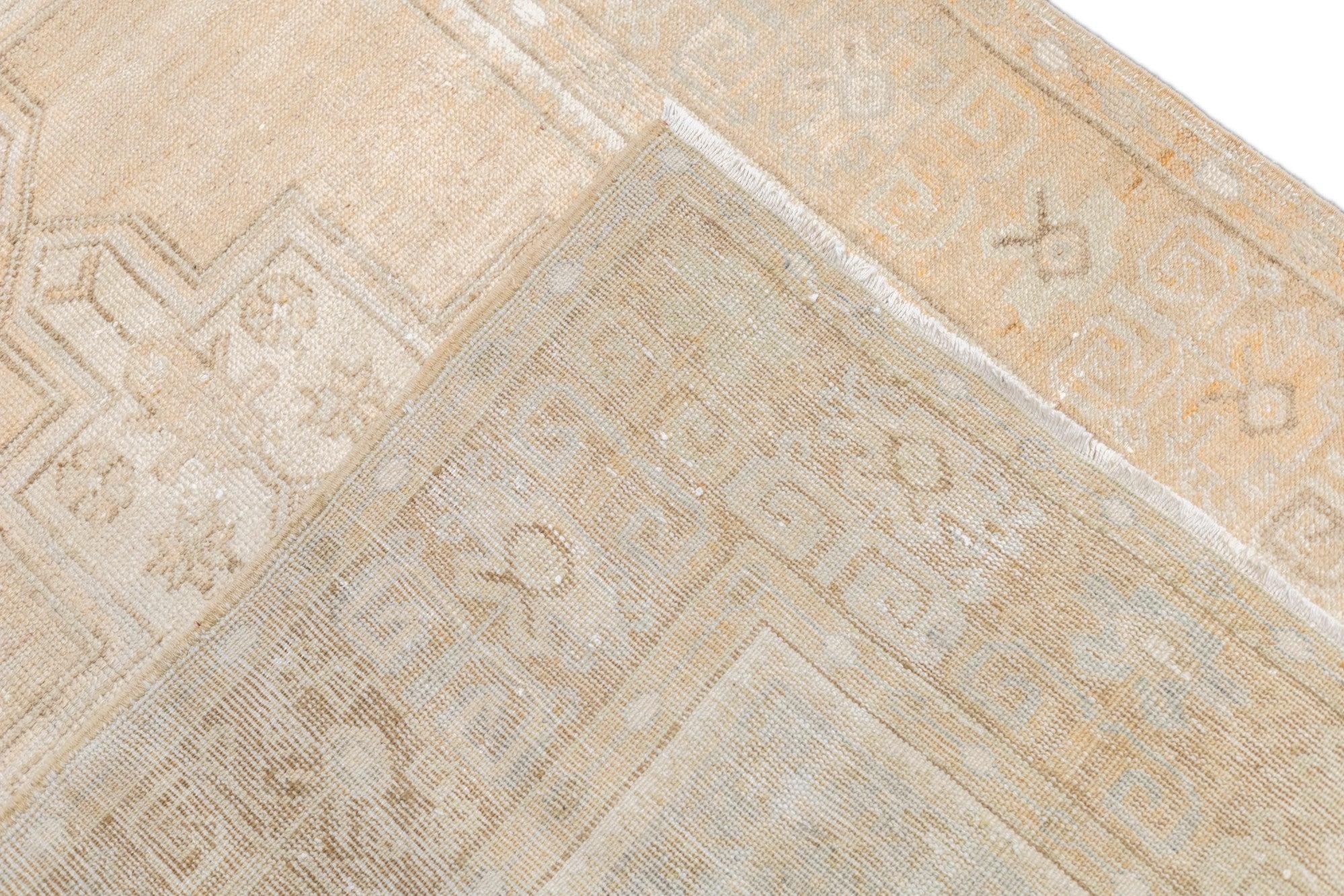 Tribal Rug 4'0