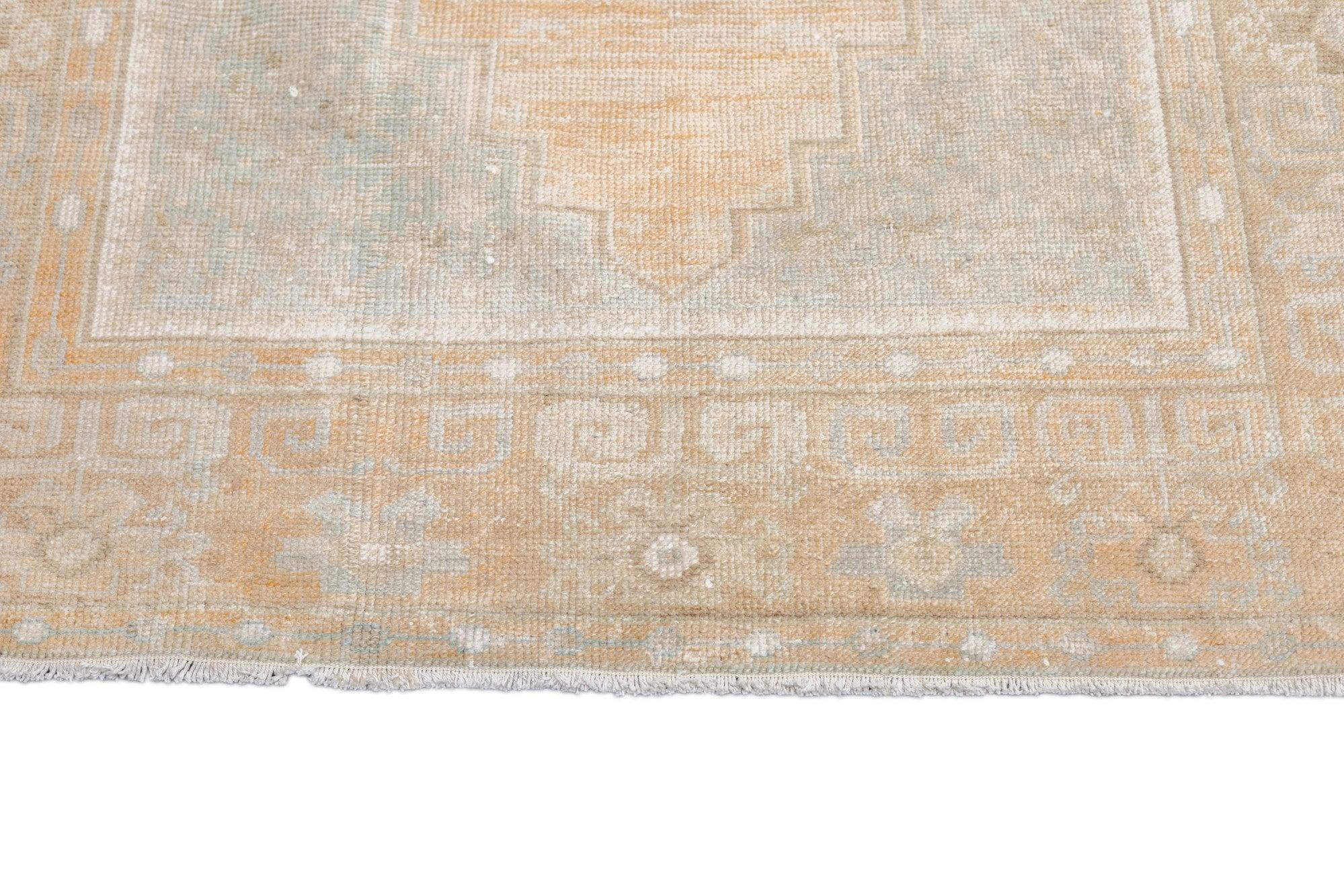 Tribal Rug 4'0