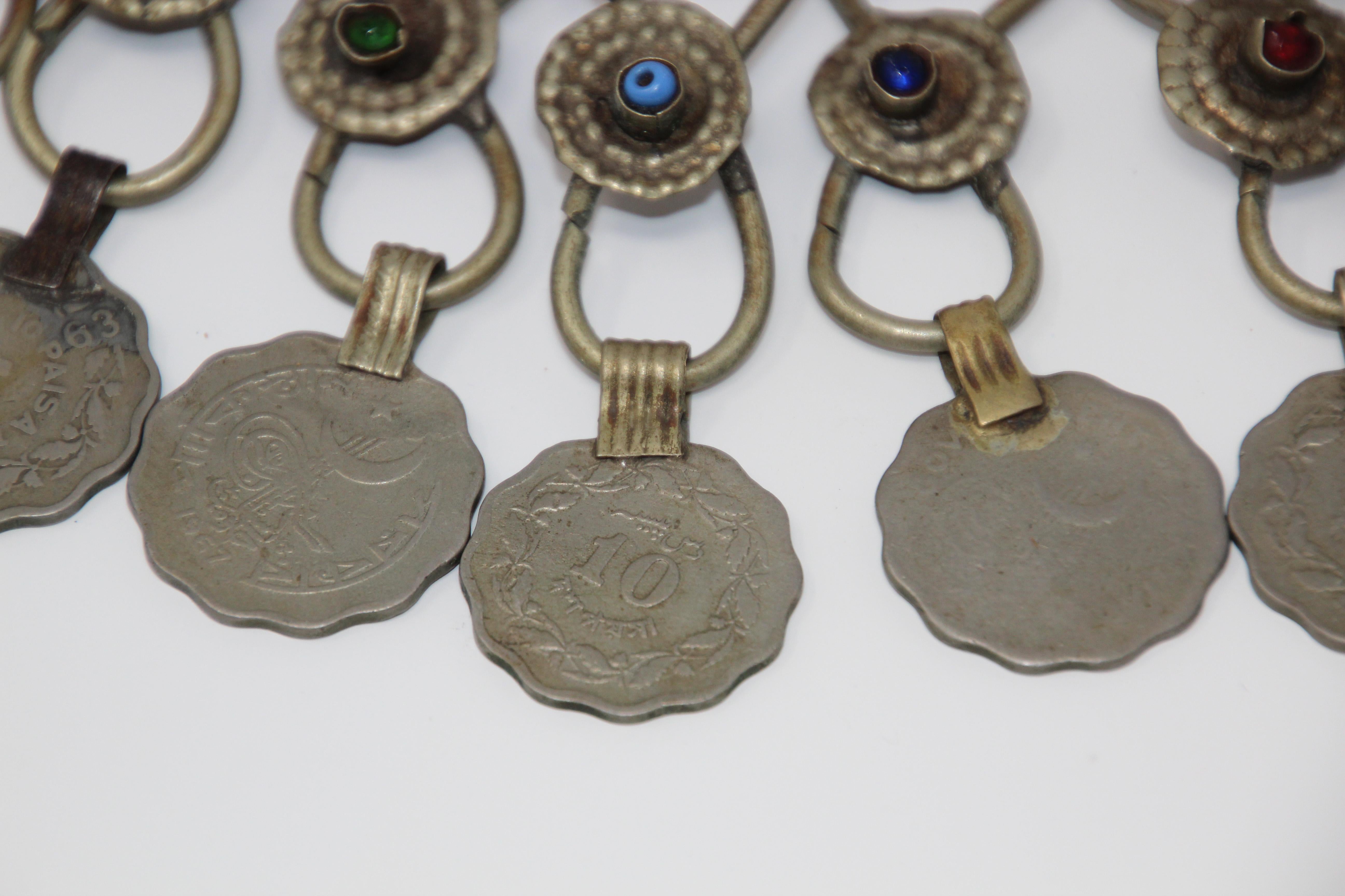 Marokkanischer Silber-Choker-Sammlerschmuck aus Berber im Angebot 2