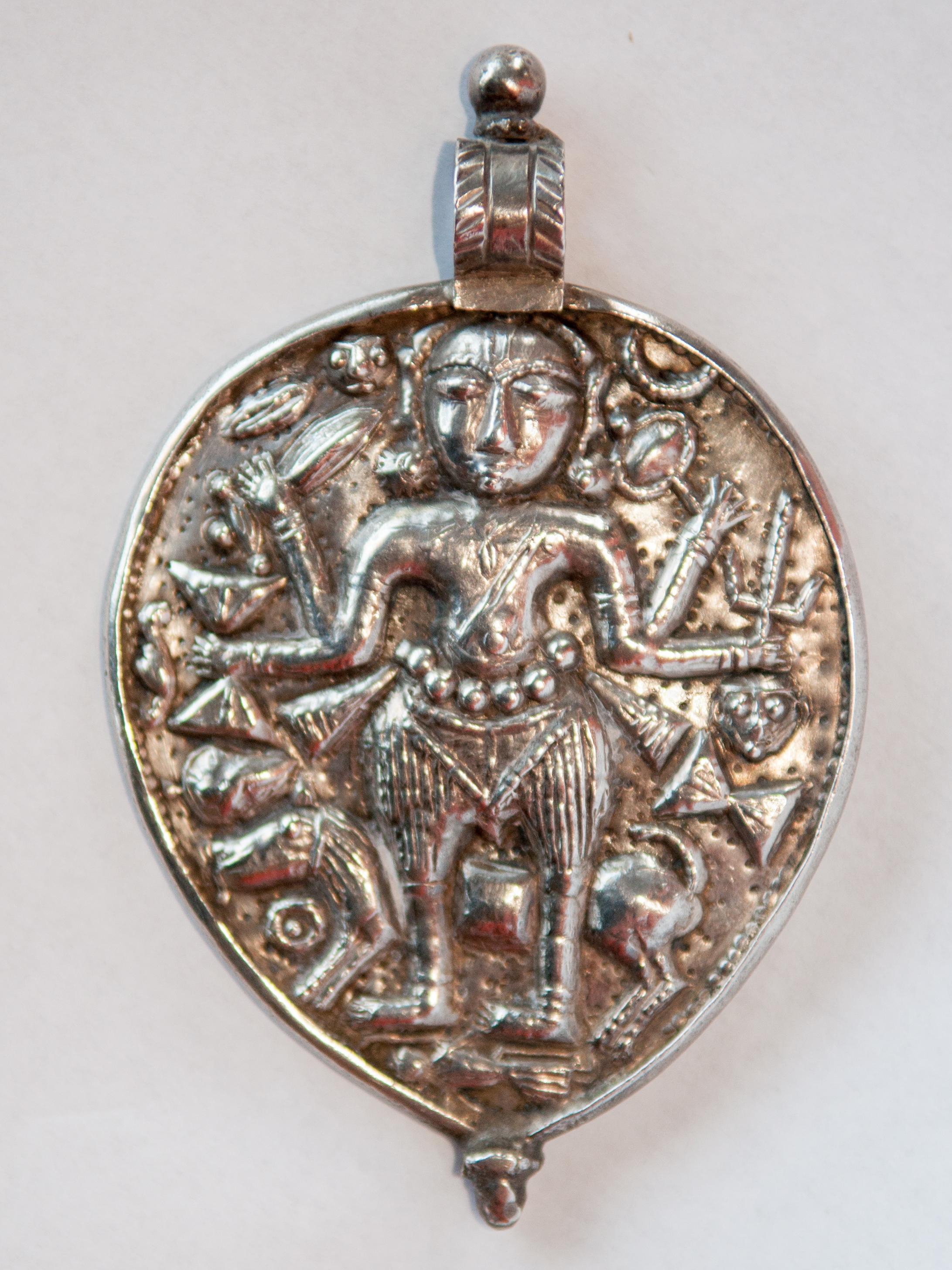 Tribal Silver Pendant from India Depicting Kali, Repousse Work, Mid-20th Century 5