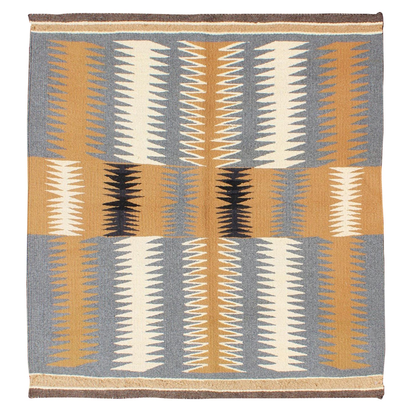 Stammeskunst-Navajo-Kelim im Vintage-Stil mit Gold, Grau, Elfenbein und Schwarz