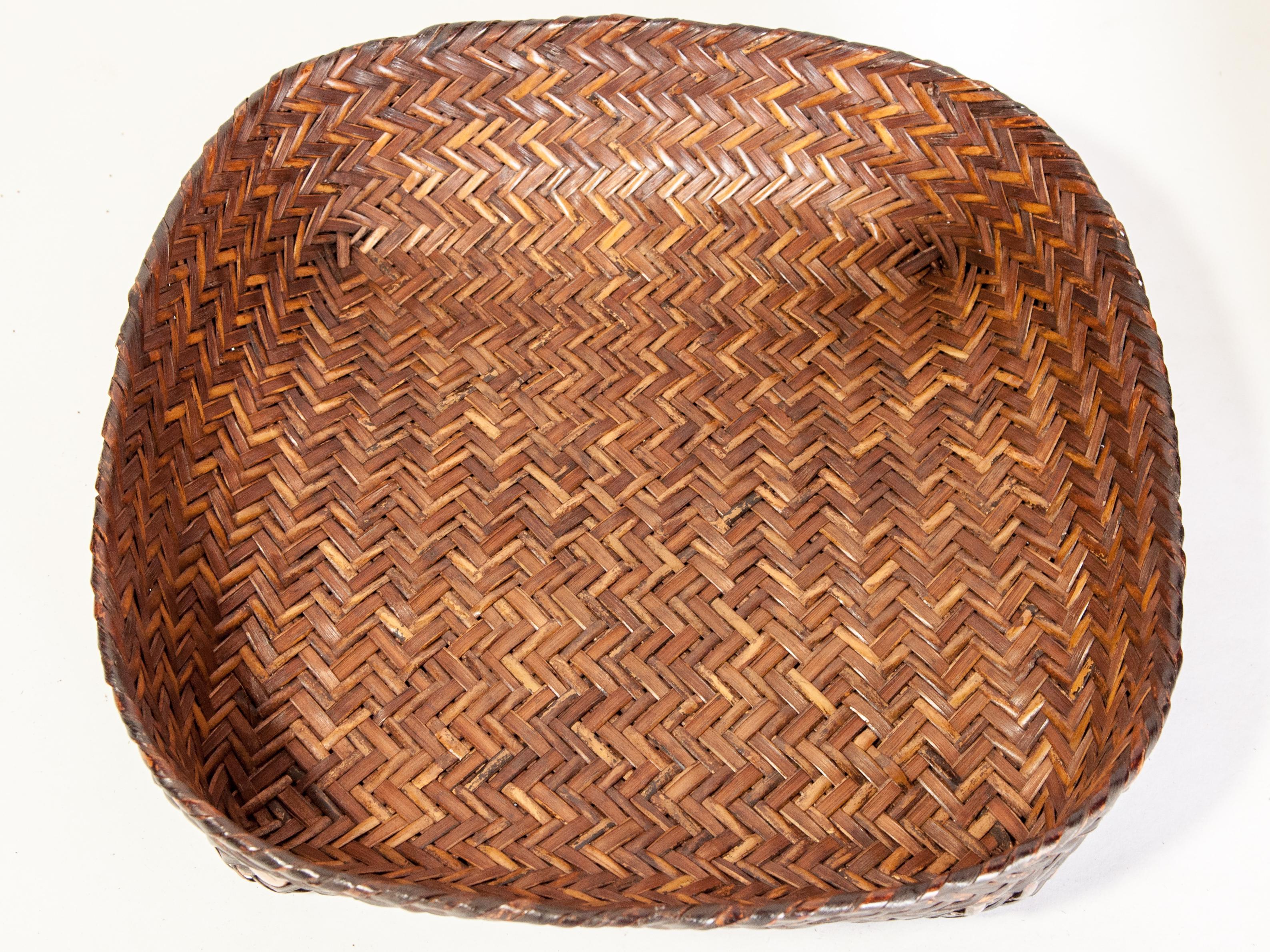 Tribal Storage Basket Box with Lid from the Magar of Nepal, Mid-20th Century 10