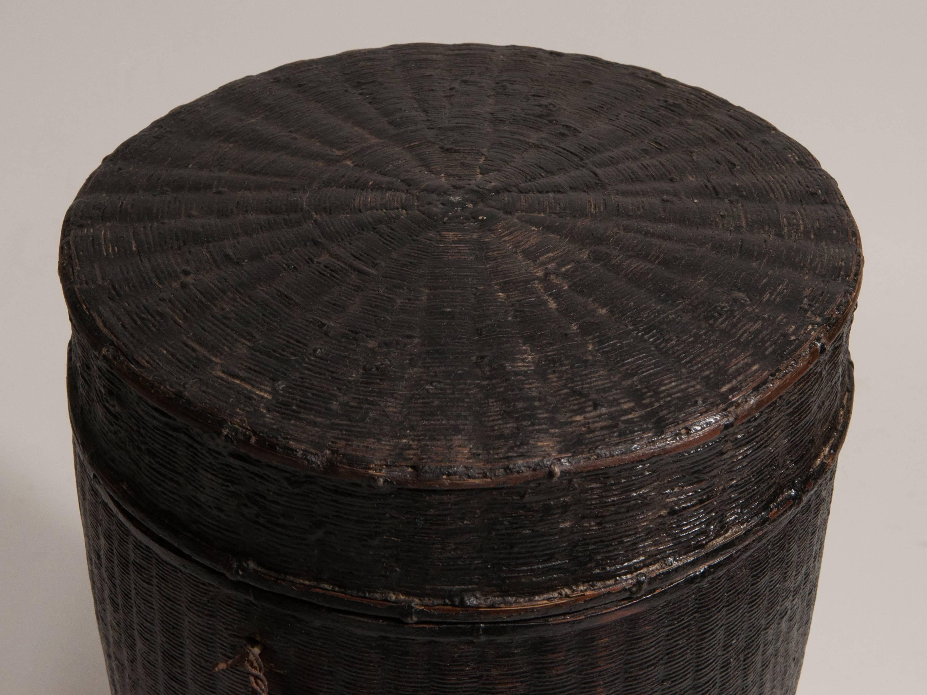 Tribal Storage Basket with Lid and Lacquer, Karen of Burma, Mid-20th Century In Fair Condition In Point Richmond, CA