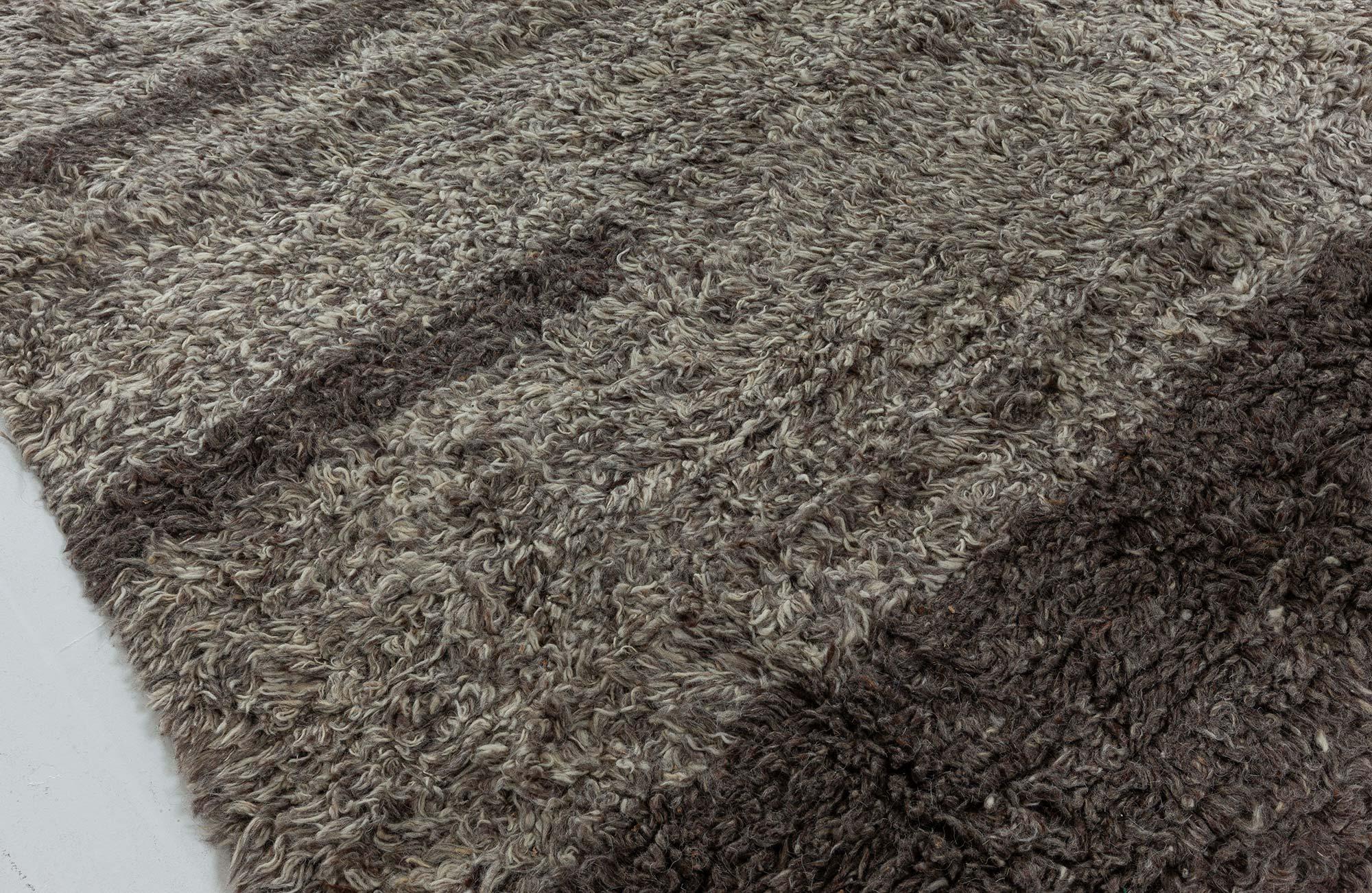 Tribal Tulu Nadu Style Brown Wool Rug by Doris Leslie Blau Indio en venta