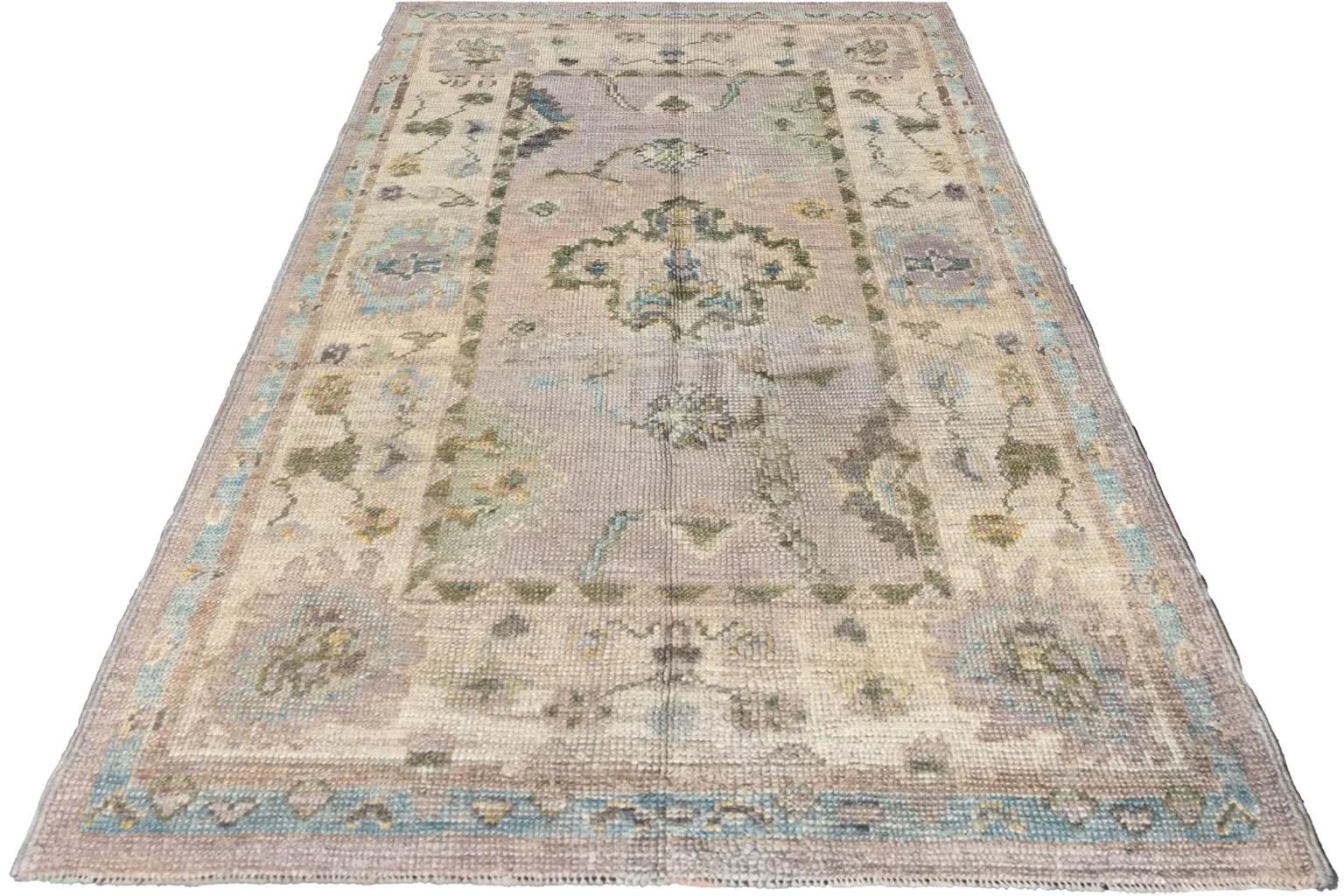 Turc Tapis tribal de Turquie - Oushak Style - Lavender Ivory en vente