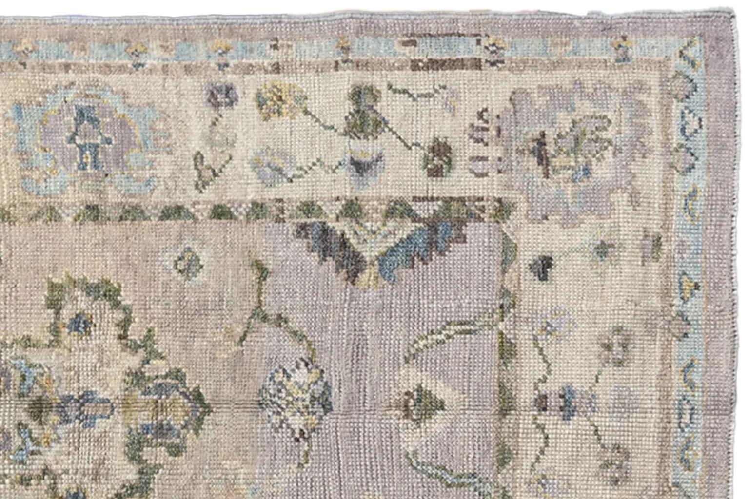 Tapis tribal de Turquie - Oushak Style - Lavender Ivory Excellent état - En vente à Dallas, TX