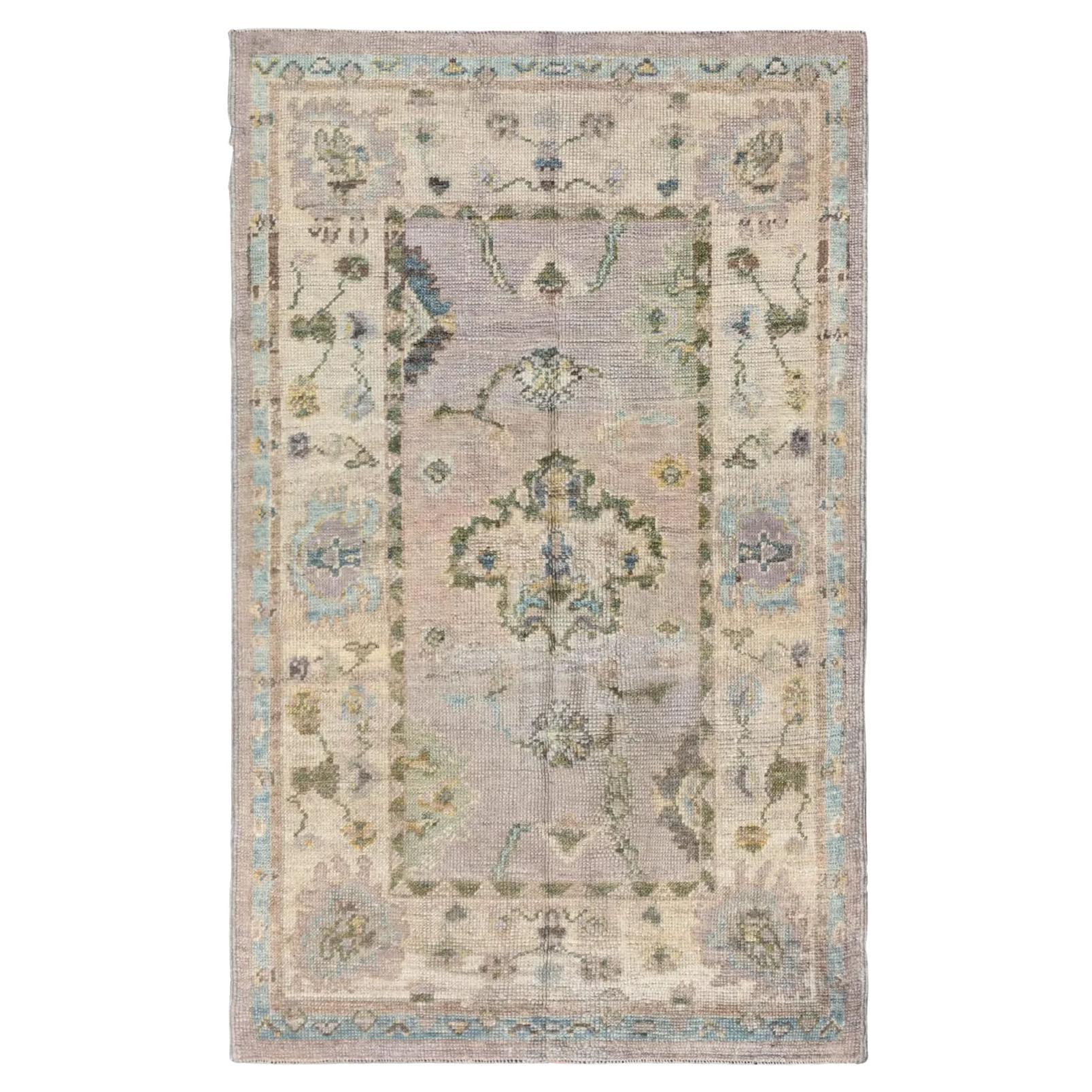 Tapis tribal de Turquie - Oushak Style - Lavender Ivory en vente