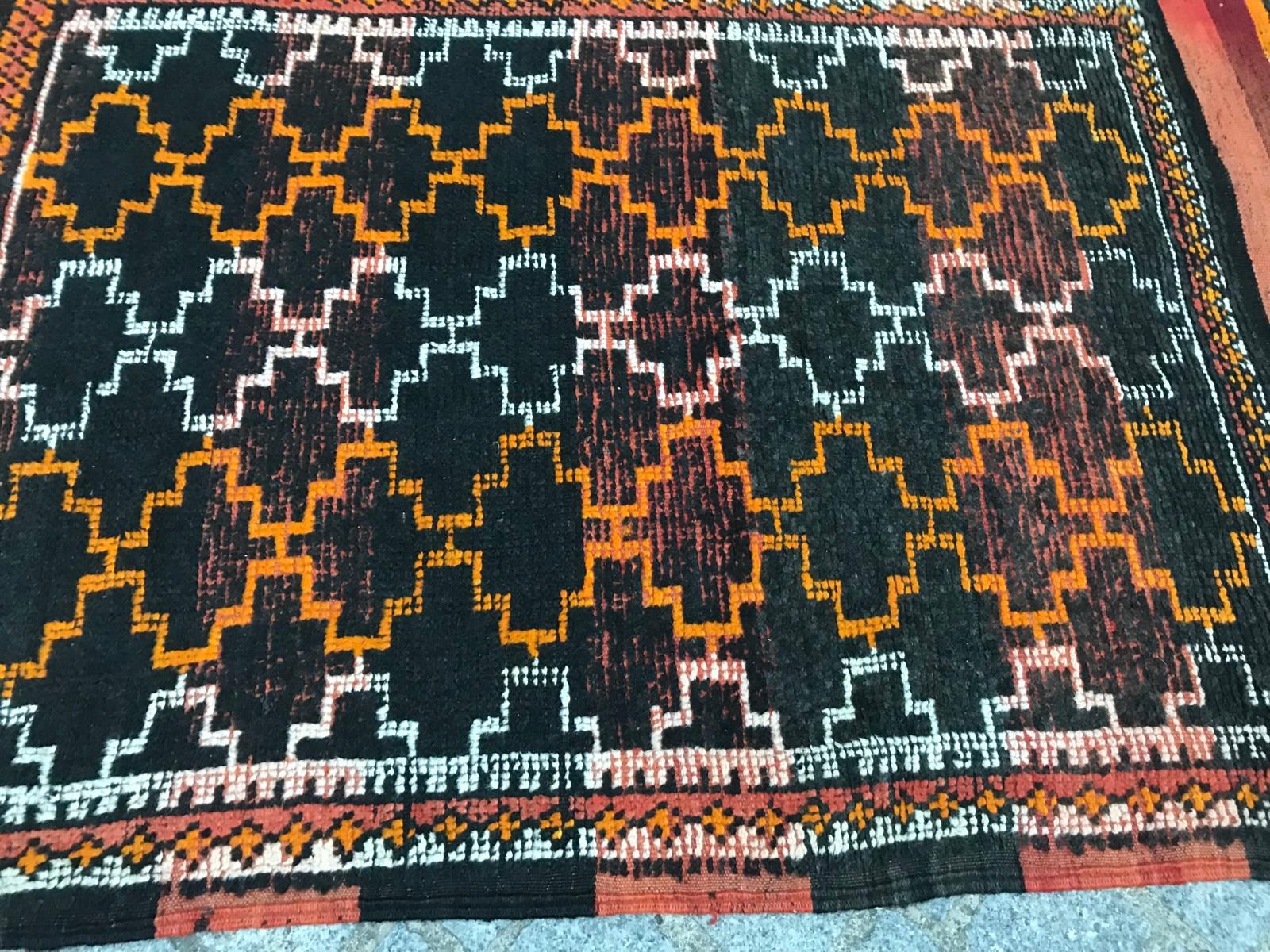 Tribal Vintage Moroccan Rug 1