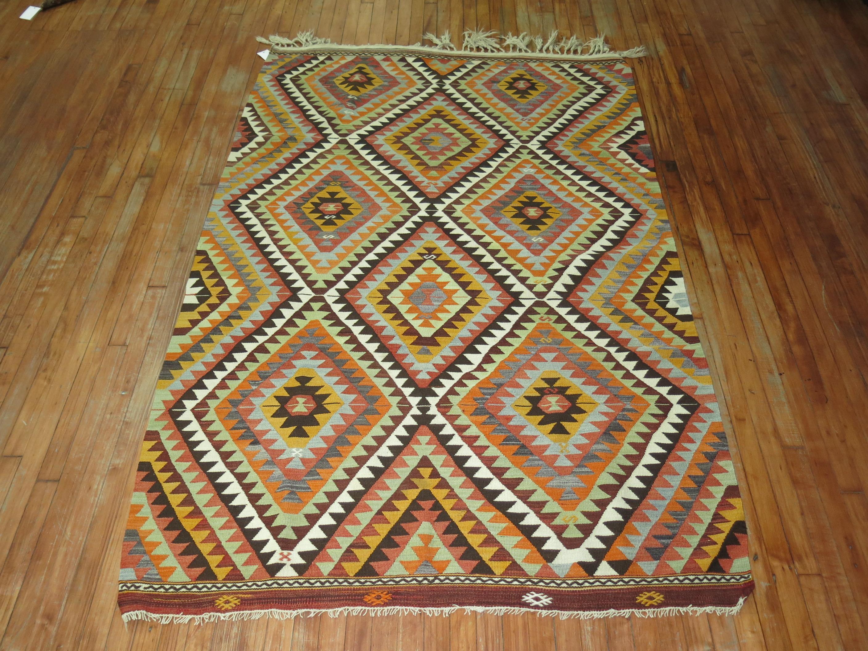 Tribal Vintage Turkish Kilim In Good Condition For Sale In New York, NY