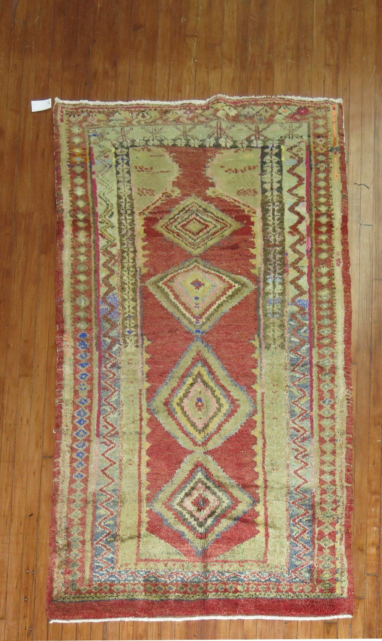 A Mid-20th Century Turkish geometric rug .

Measures: 4'2'' x 7'4''.