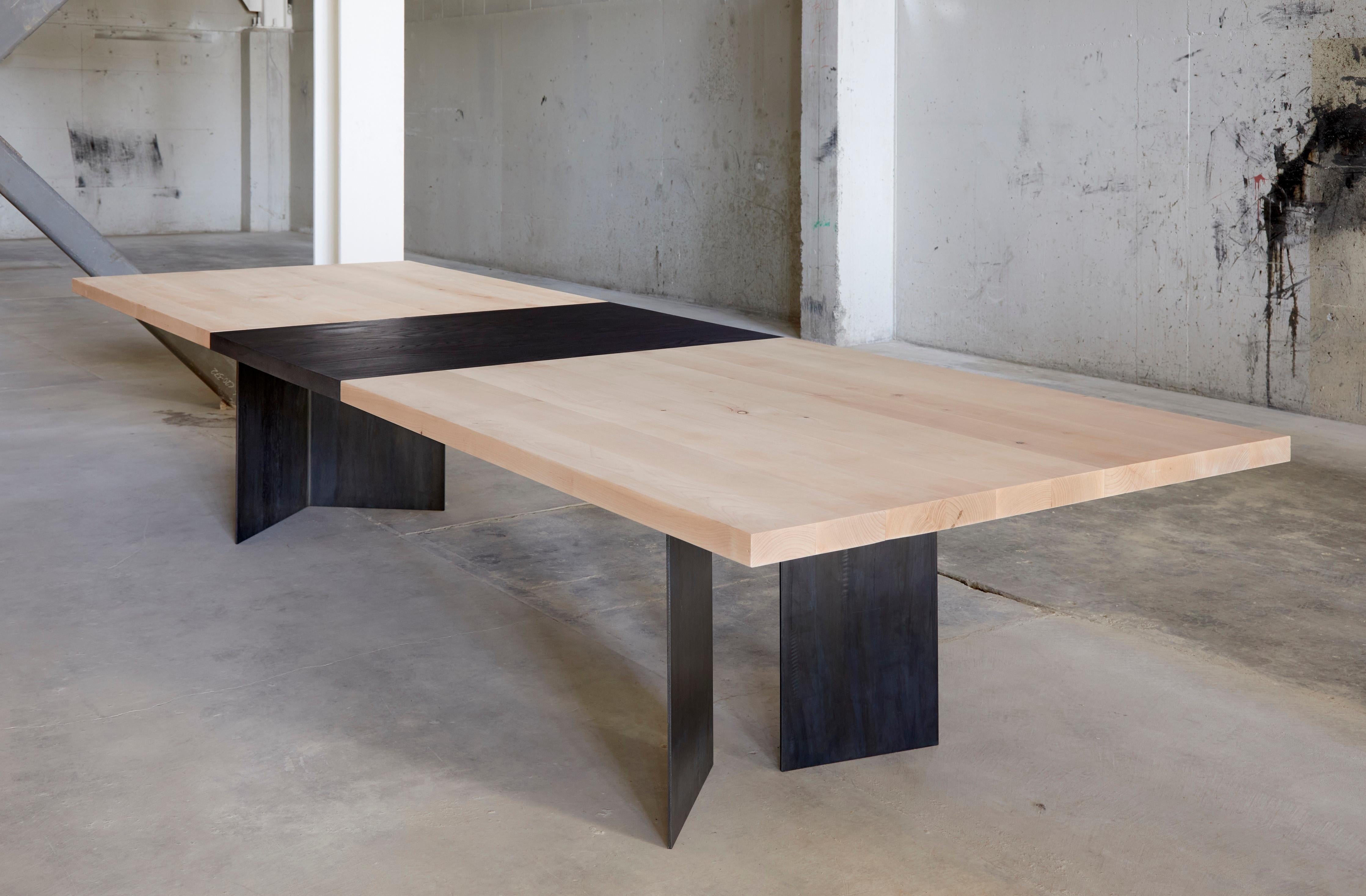 Canadien Table de salle d'exposition tribal en bois et acier par Autonomous Furniture en vente