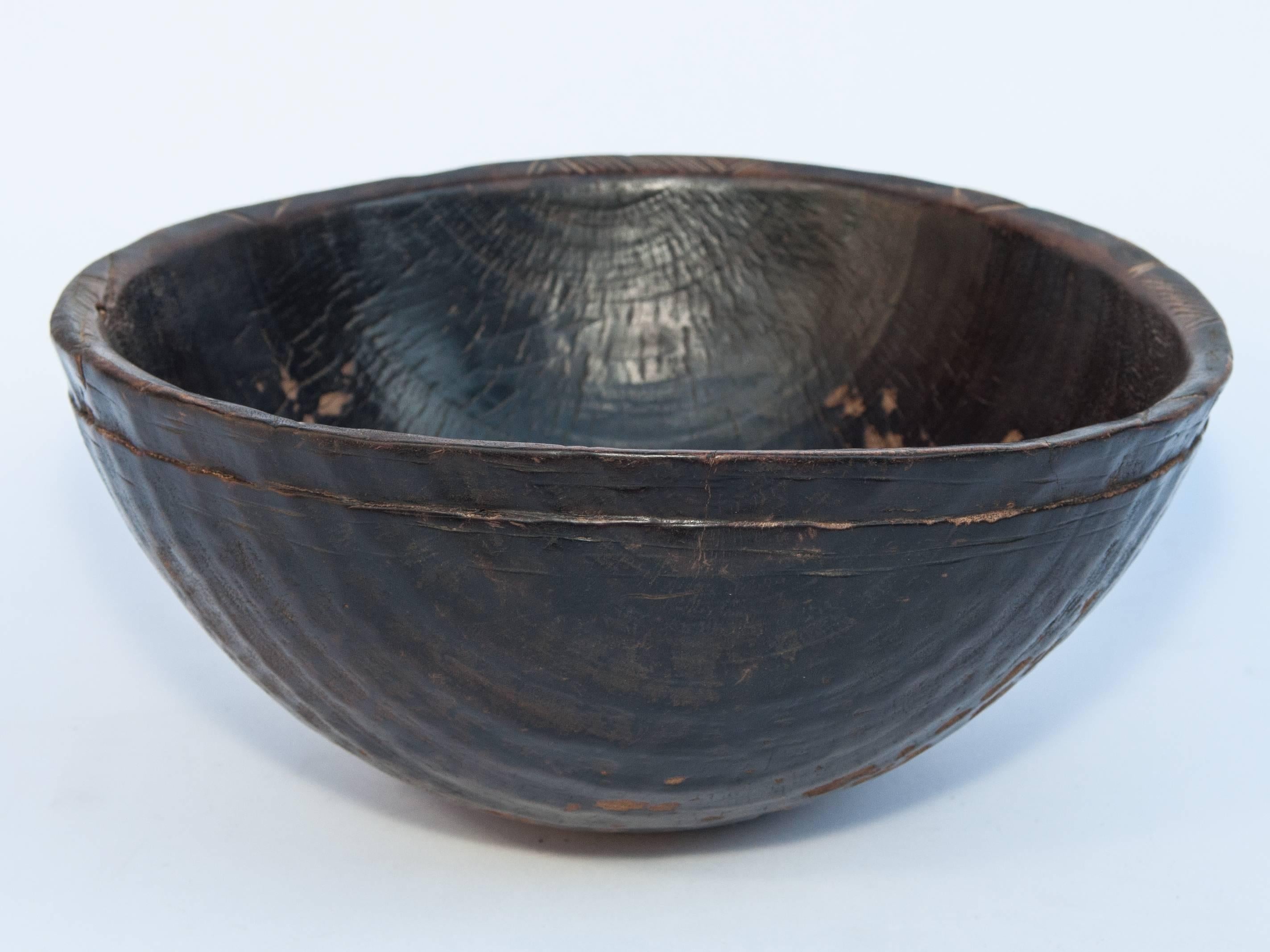 Tribal Wooden Bowl, Handhewn, from Mali, Mid-20th Century In Distressed Condition In Point Richmond, CA