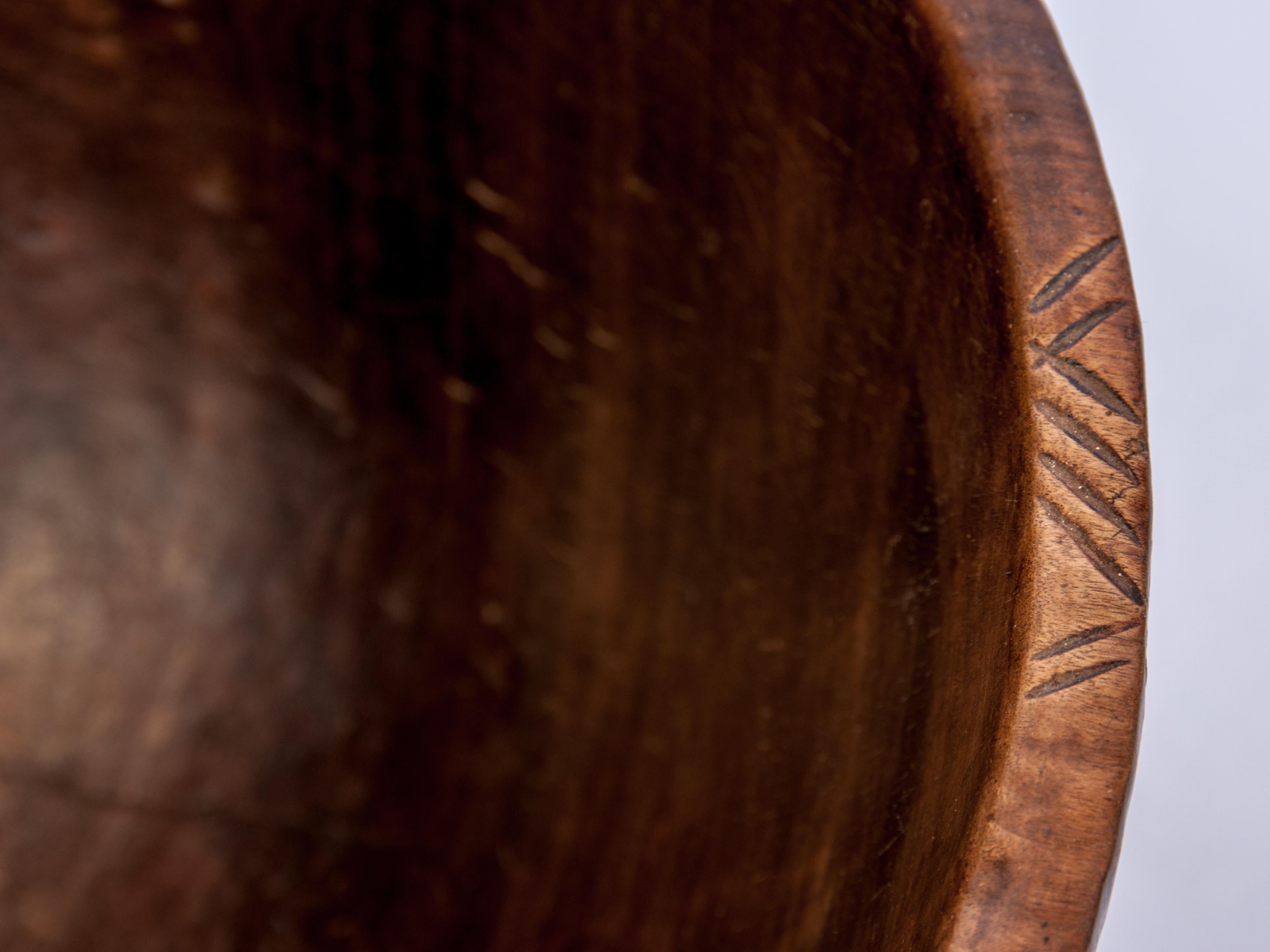 Tribal Wooden Bowl, Hand Hewn, from Niger, Mid-20th Century 6