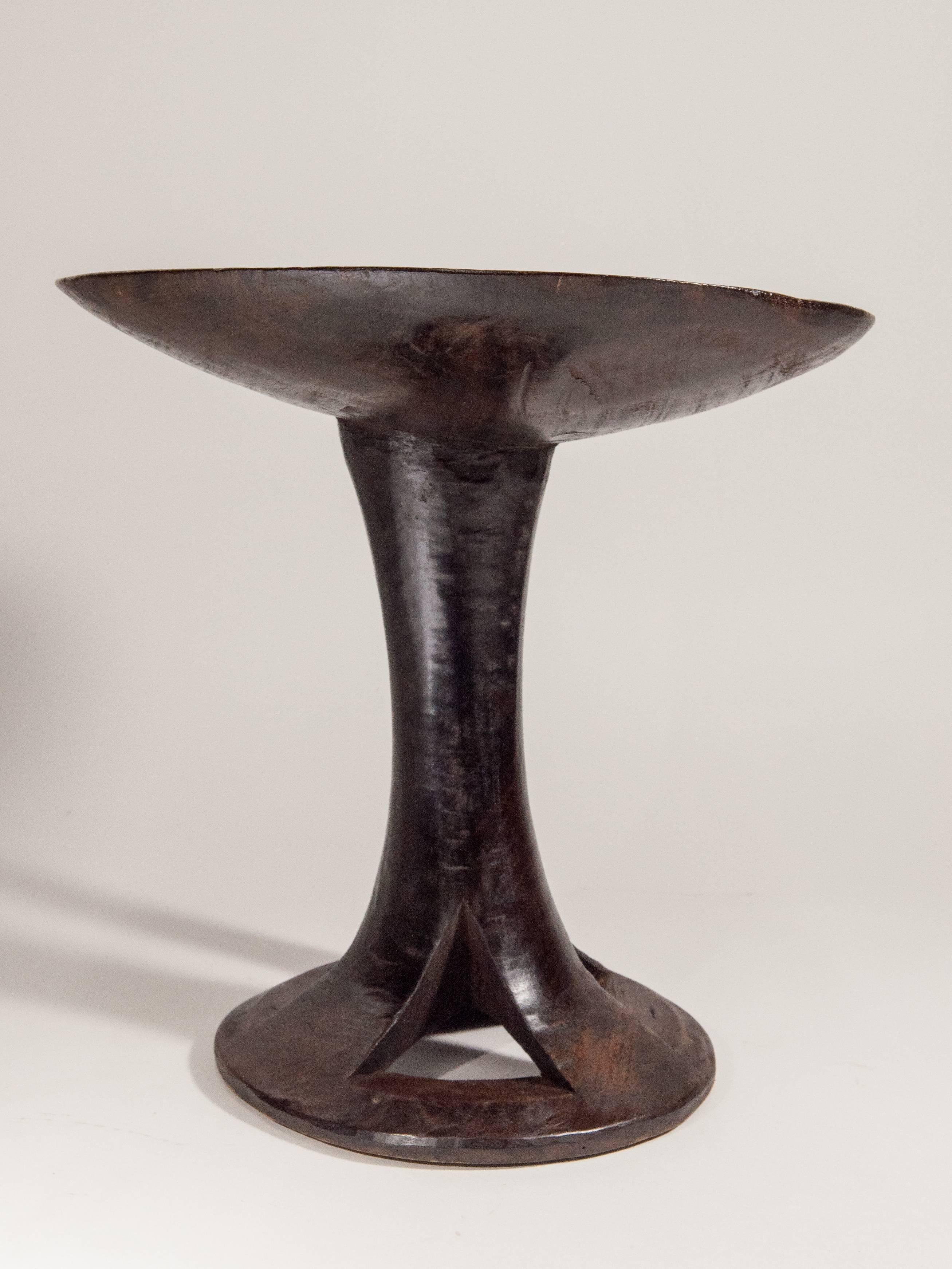 Hand-Crafted Tribal Wooden Food Tray on Stand with Handle, Nagaland, Mid-Late 20th Century