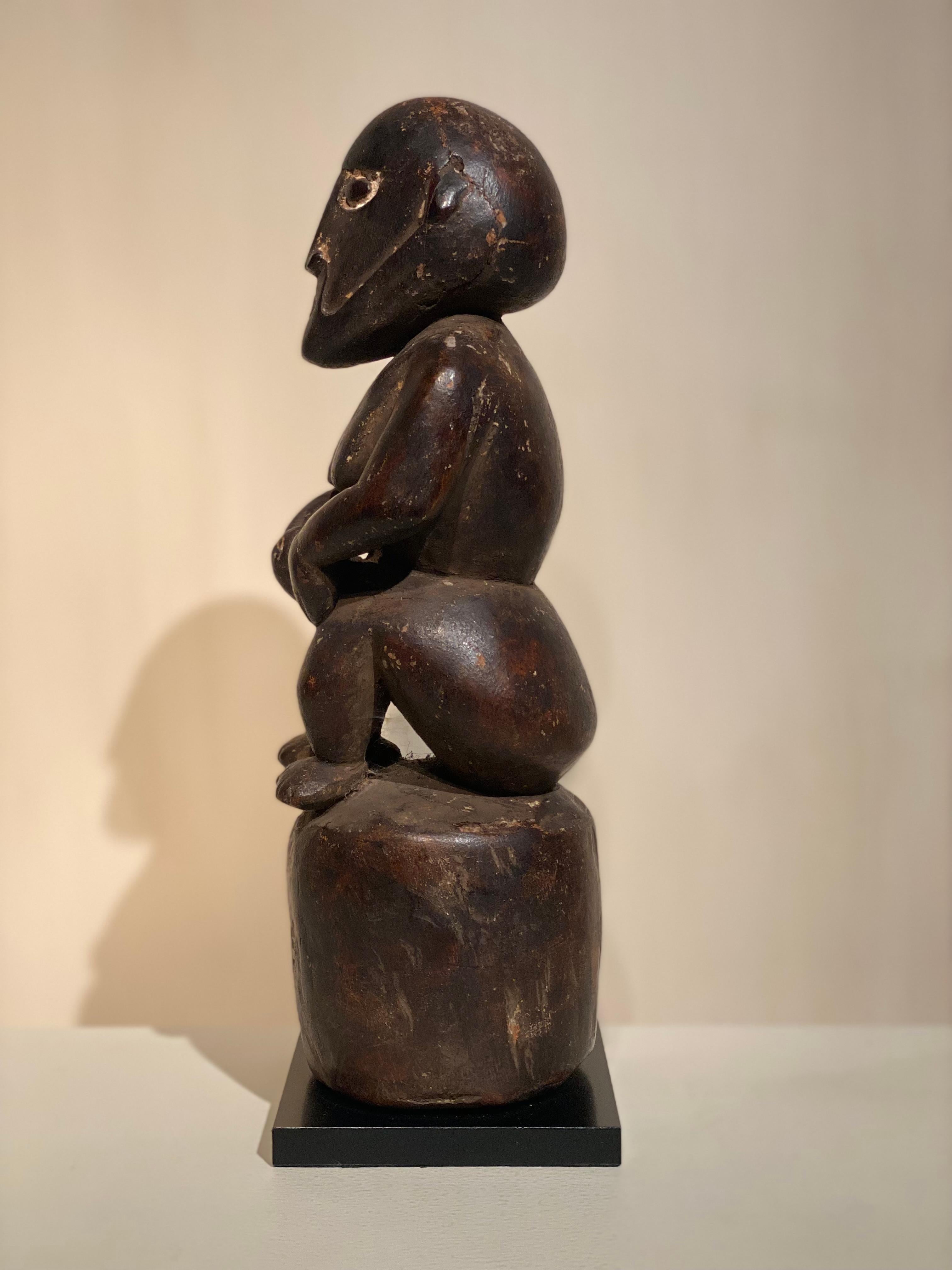 Asiatique Statue tribale de Papouasie-Nouvelle-Guinée en vente