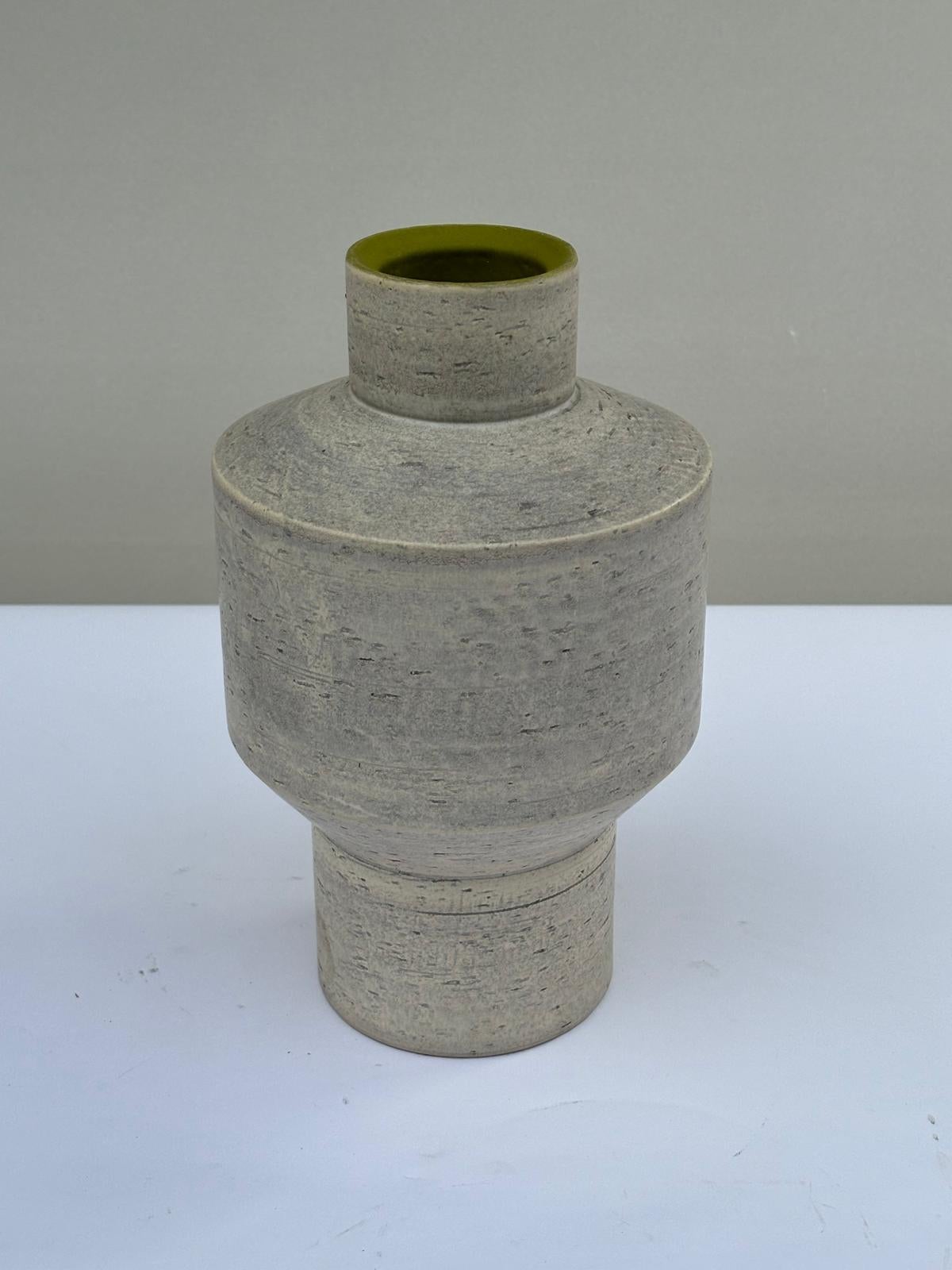 XXI secolo e contemporaneo Vaso in ceramica Tribe d16 di Arik Levy per Bitossi Ceramiche in vendita
