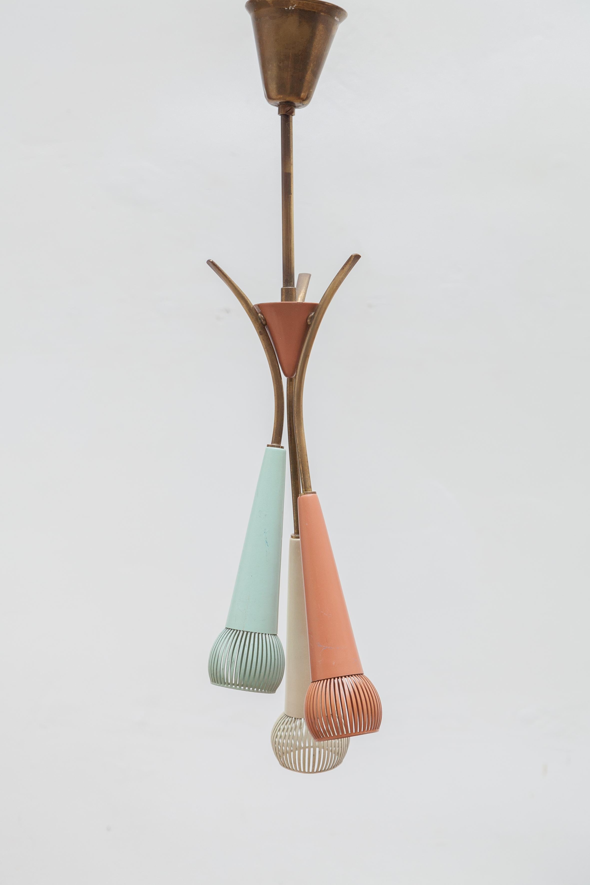 Mid-Century moderno Ciondolo a grappolo Sputnik tricolore degli anni '50 in vendita