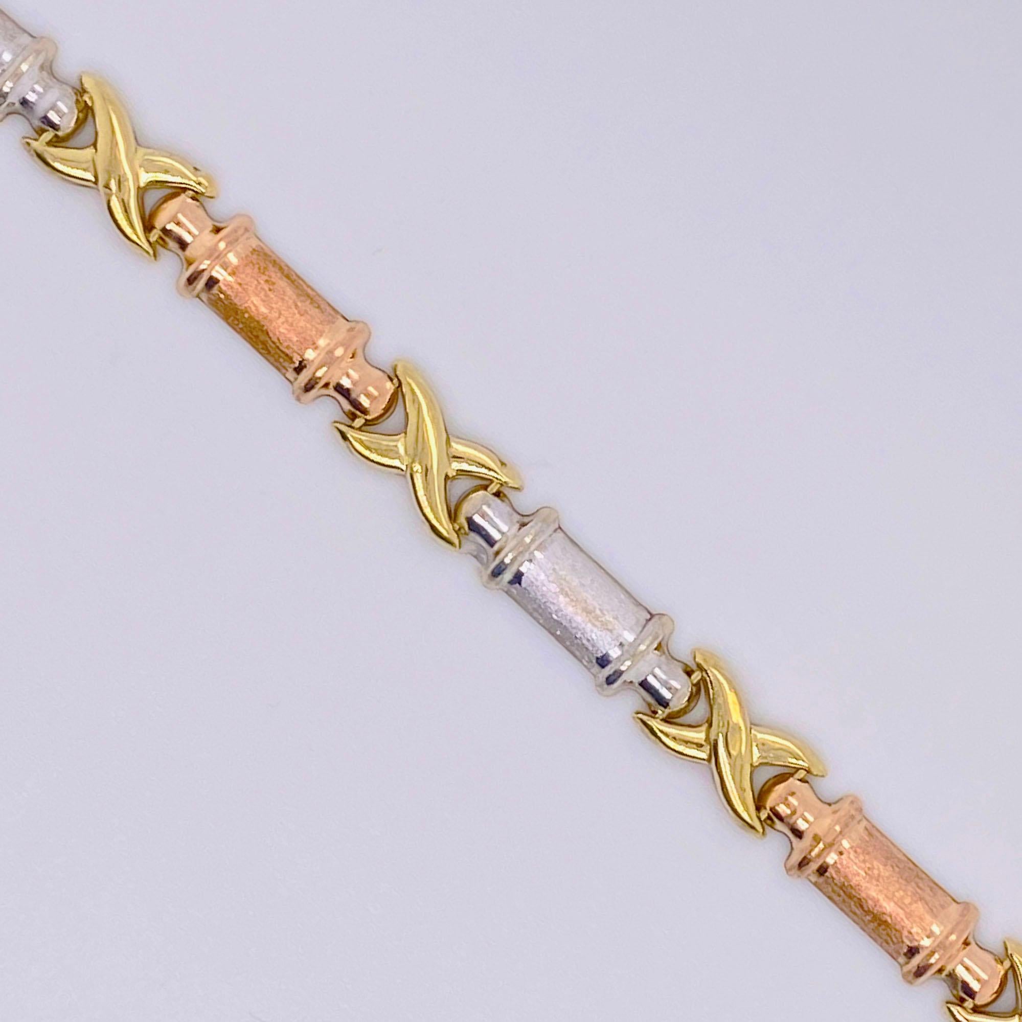 Rétro Bracelet infini tricolore, or massif jaune, or blanc et or rose en vente