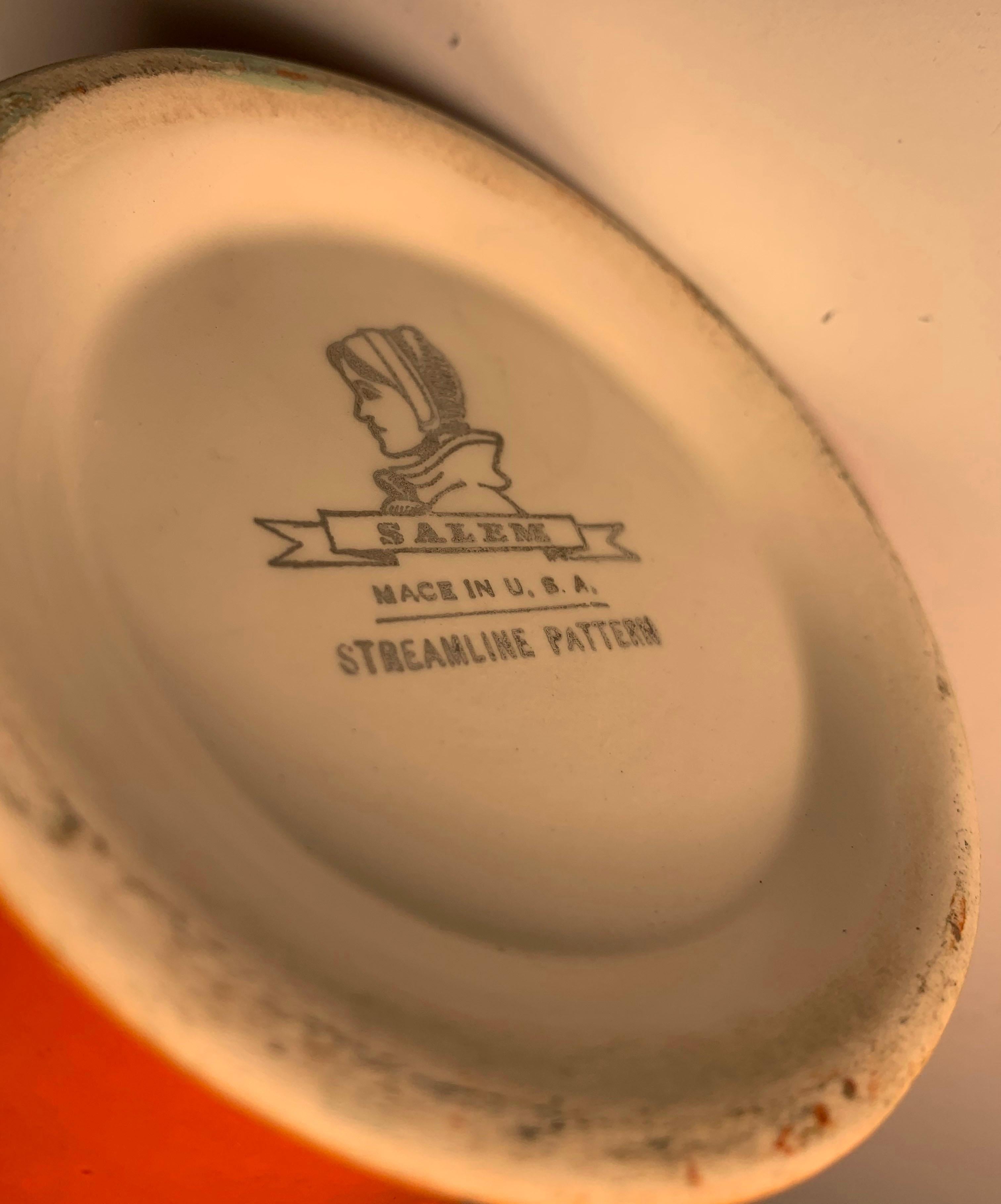 20th Century Tricorne Salem Deco Ceramic Coffee / Tea Pot For Sale