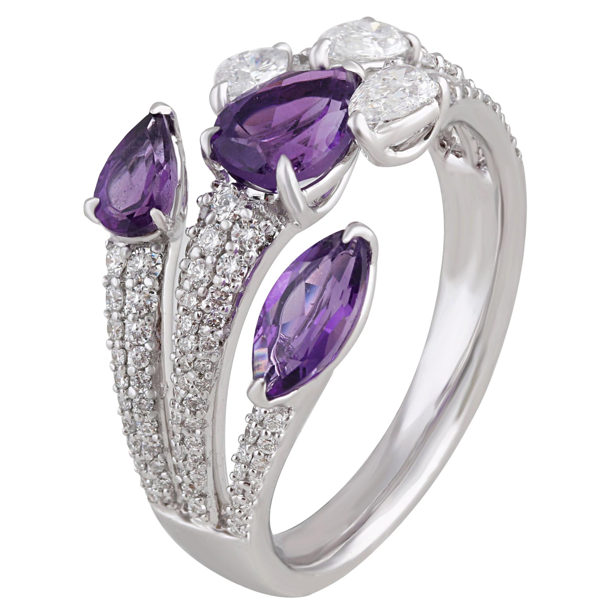 Studio Rêves Trident Amethyst and Diamonds Ring in 18 Karat Gold For Sale