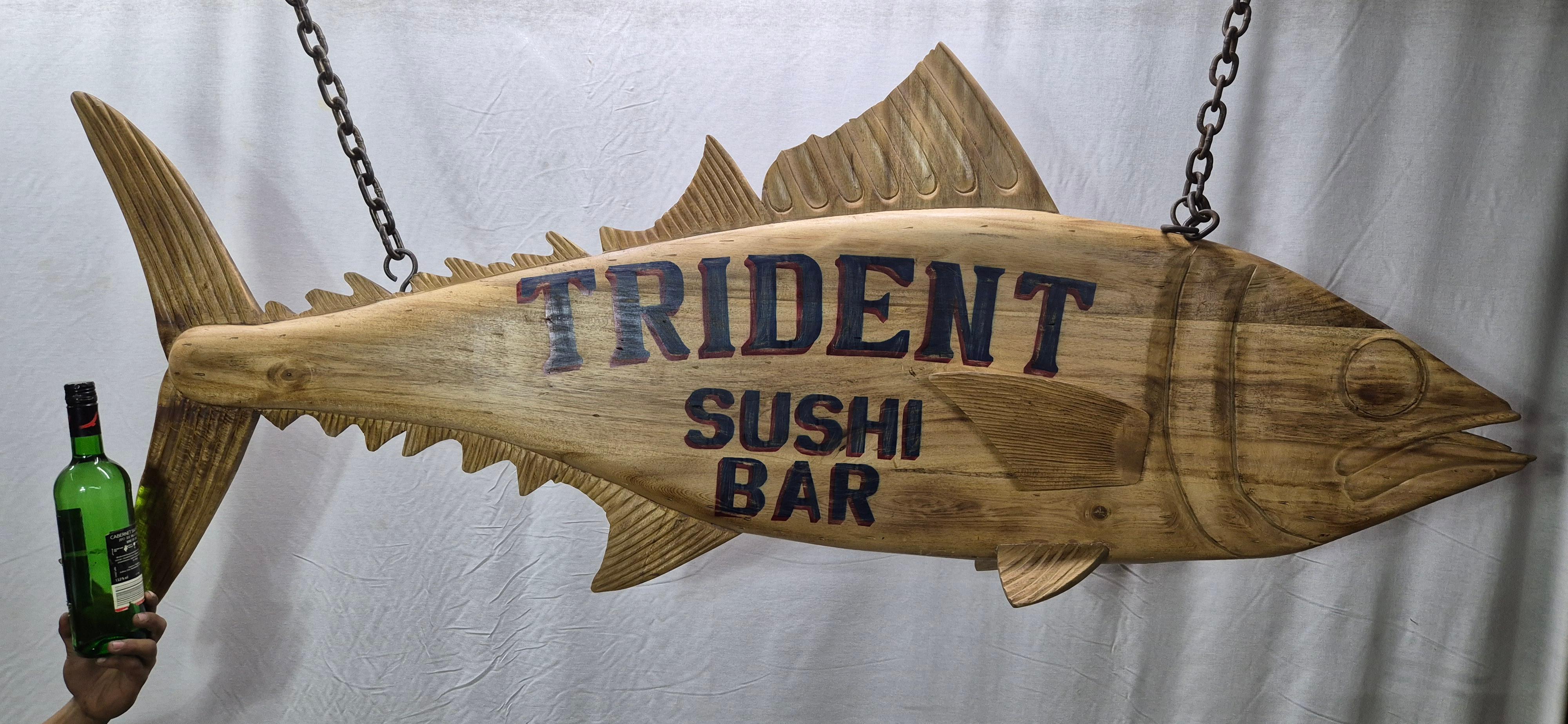 Nordamericano Insegna commerciale intagliata del Trident Sushi Bar in vendita