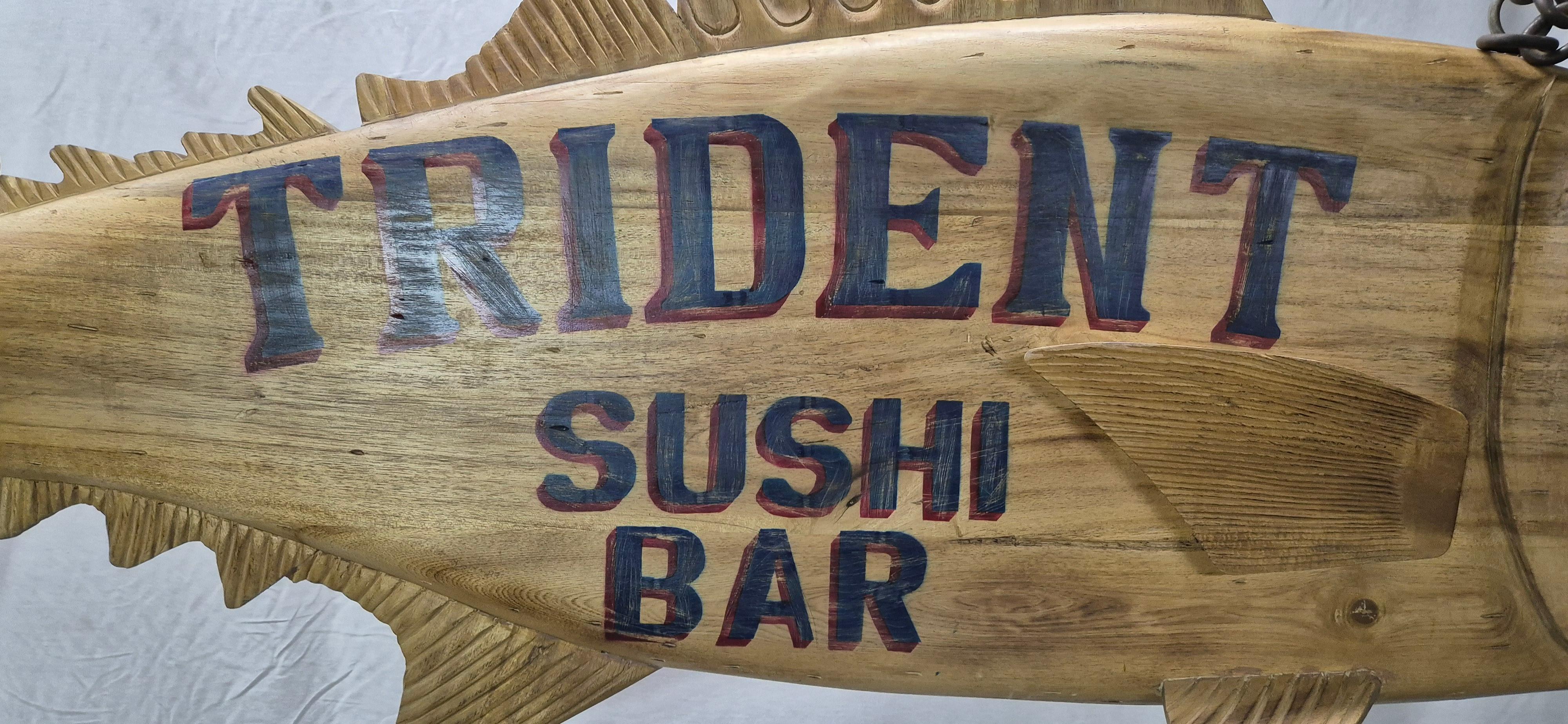 Insegna commerciale intagliata del Trident Sushi Bar In condizioni ottime in vendita a Norwell, MA